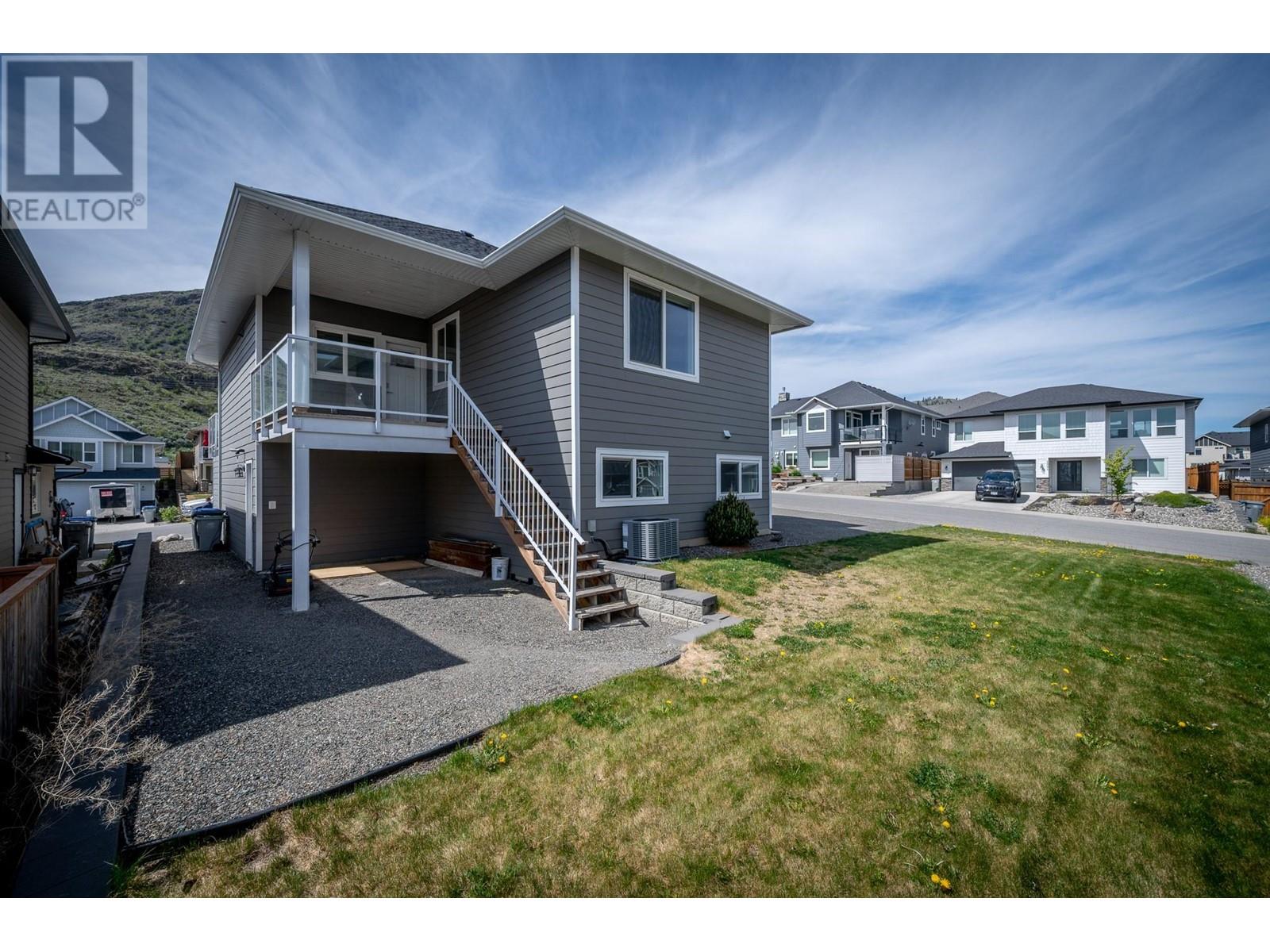 2198 Saddleback Drive, Kamloops, British Columbia  V2B 0G7 - Photo 2 - 10345364