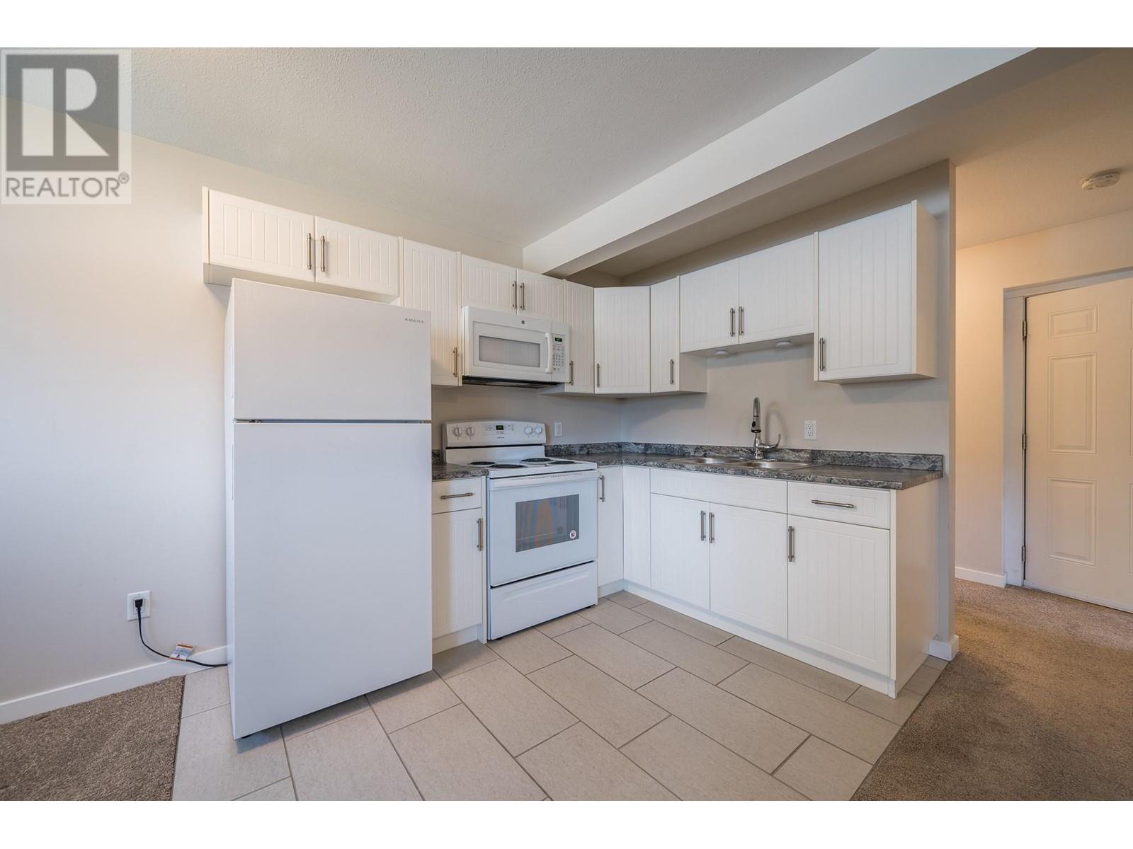 2198 Saddleback Drive, Kamloops, British Columbia  V2B 0G7 - Photo 28 - 10345364