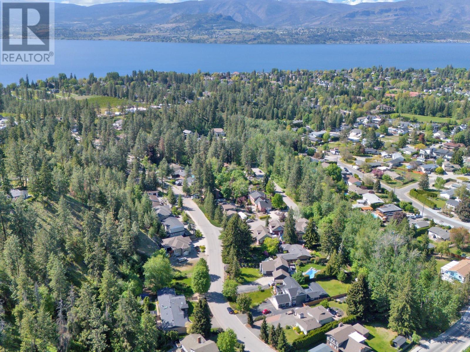 684 Thorneloe Road, Kelowna, British Columbia  V1W 4P6 - Photo 13 - 10346711