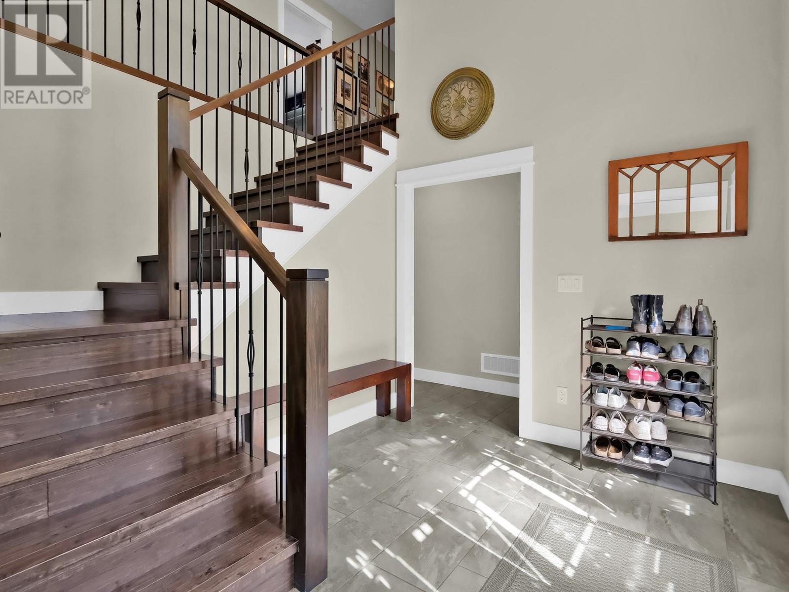 684 Thorneloe Road, Kelowna, British Columbia  V1W 4P6 - Photo 15 - 10346711