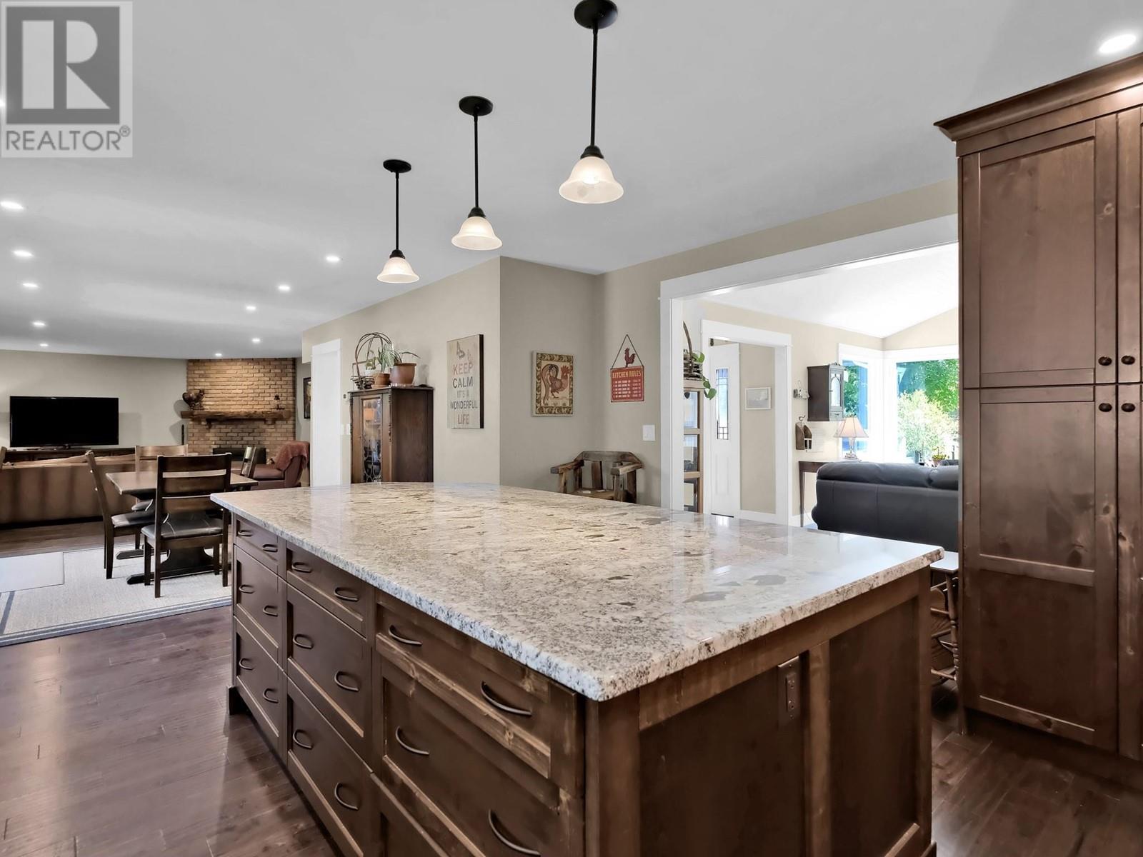 684 Thorneloe Road, Kelowna, British Columbia  V1W 4P6 - Photo 27 - 10346711