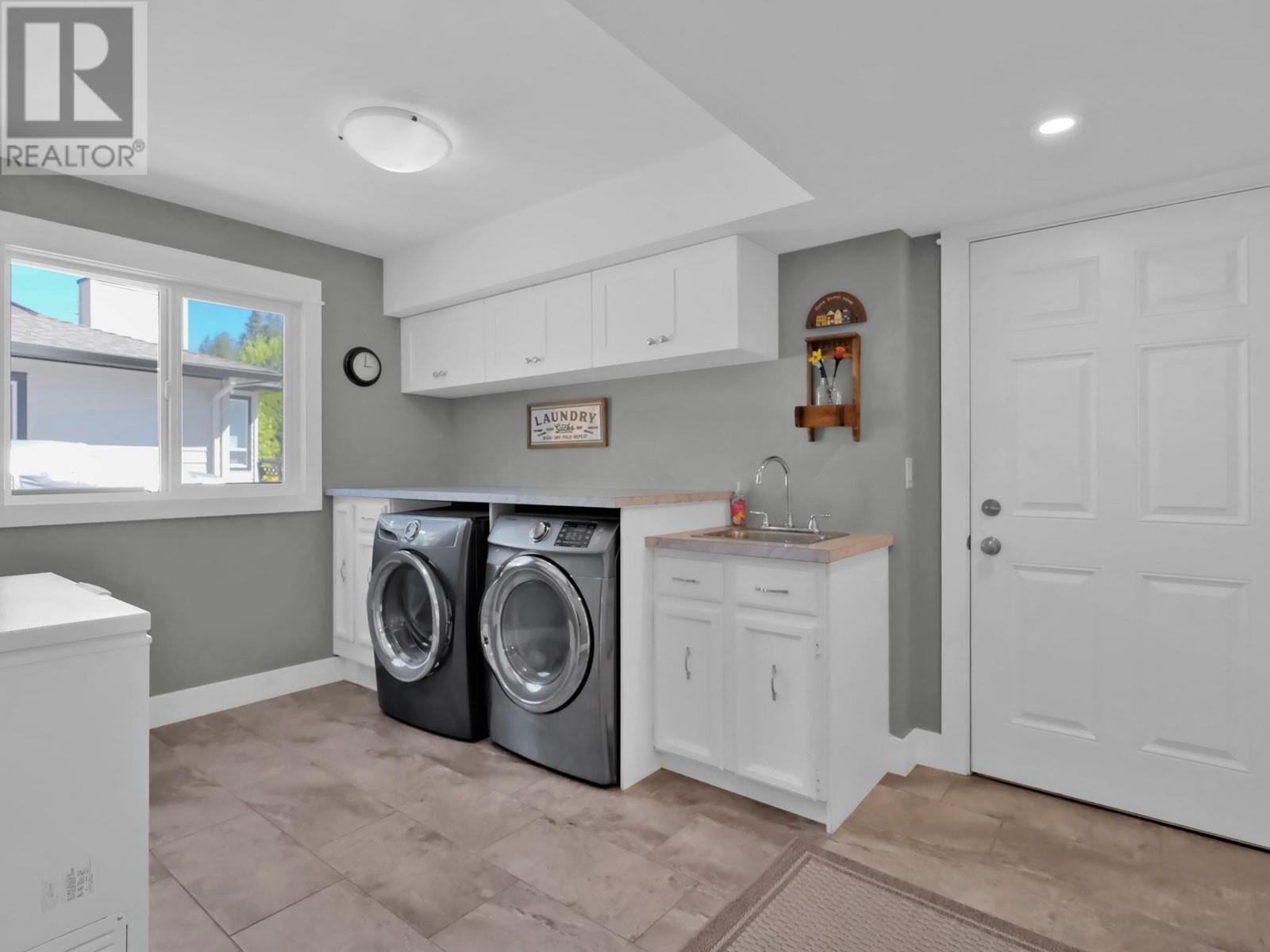 684 Thorneloe Road, Kelowna, British Columbia  V1W 4P6 - Photo 34 - 10346711