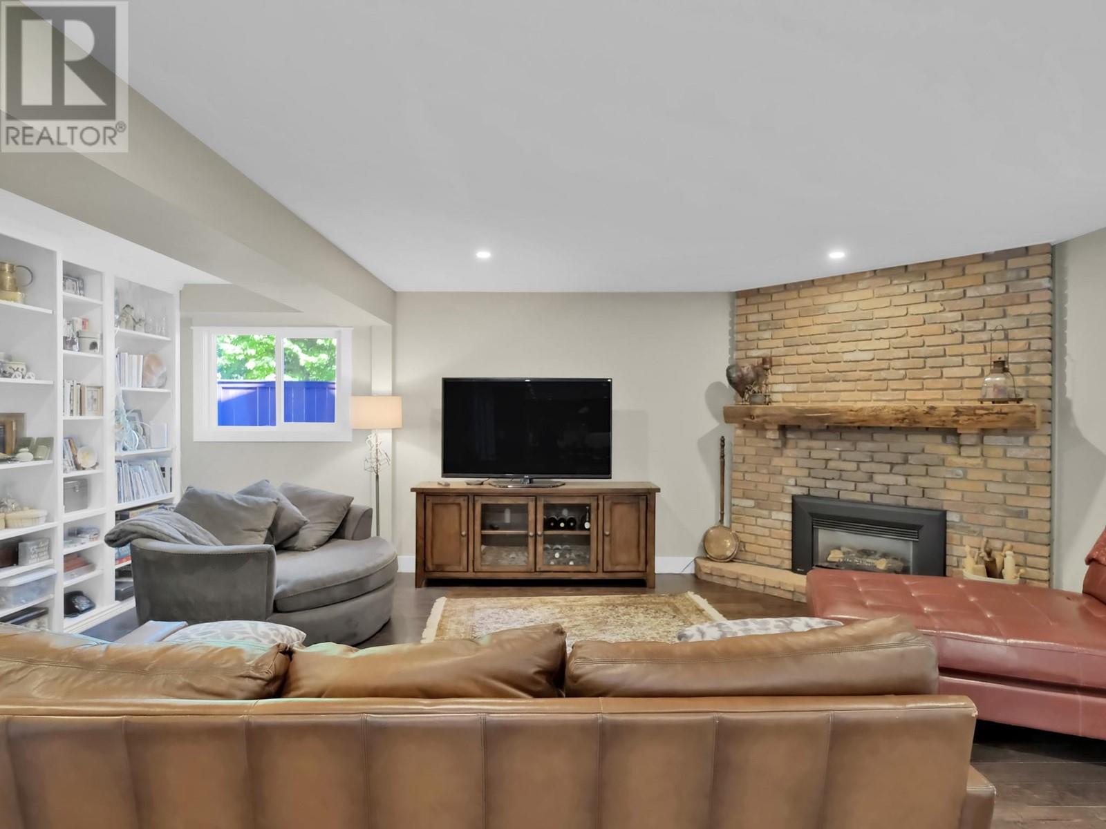 684 Thorneloe Road, Kelowna, British Columbia  V1W 4P6 - Photo 37 - 10346711