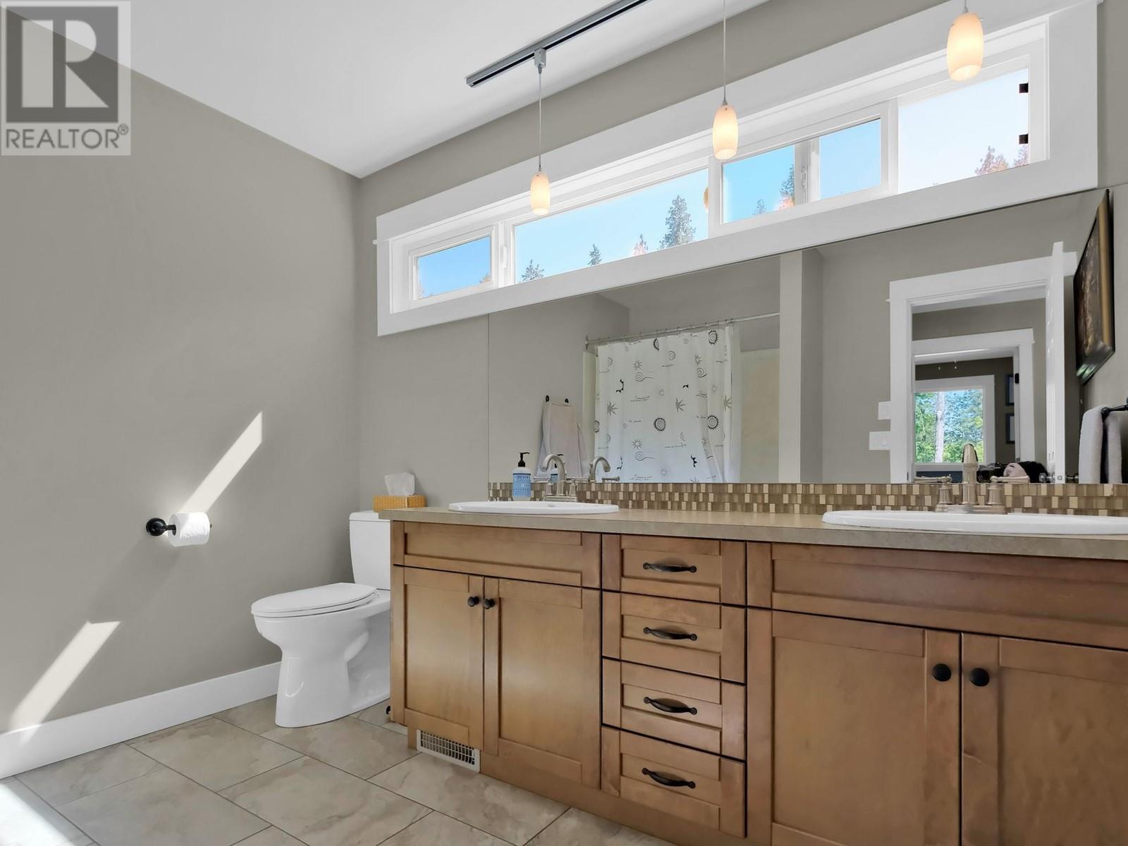 684 Thorneloe Road, Kelowna, British Columbia  V1W 4P6 - Photo 57 - 10346711