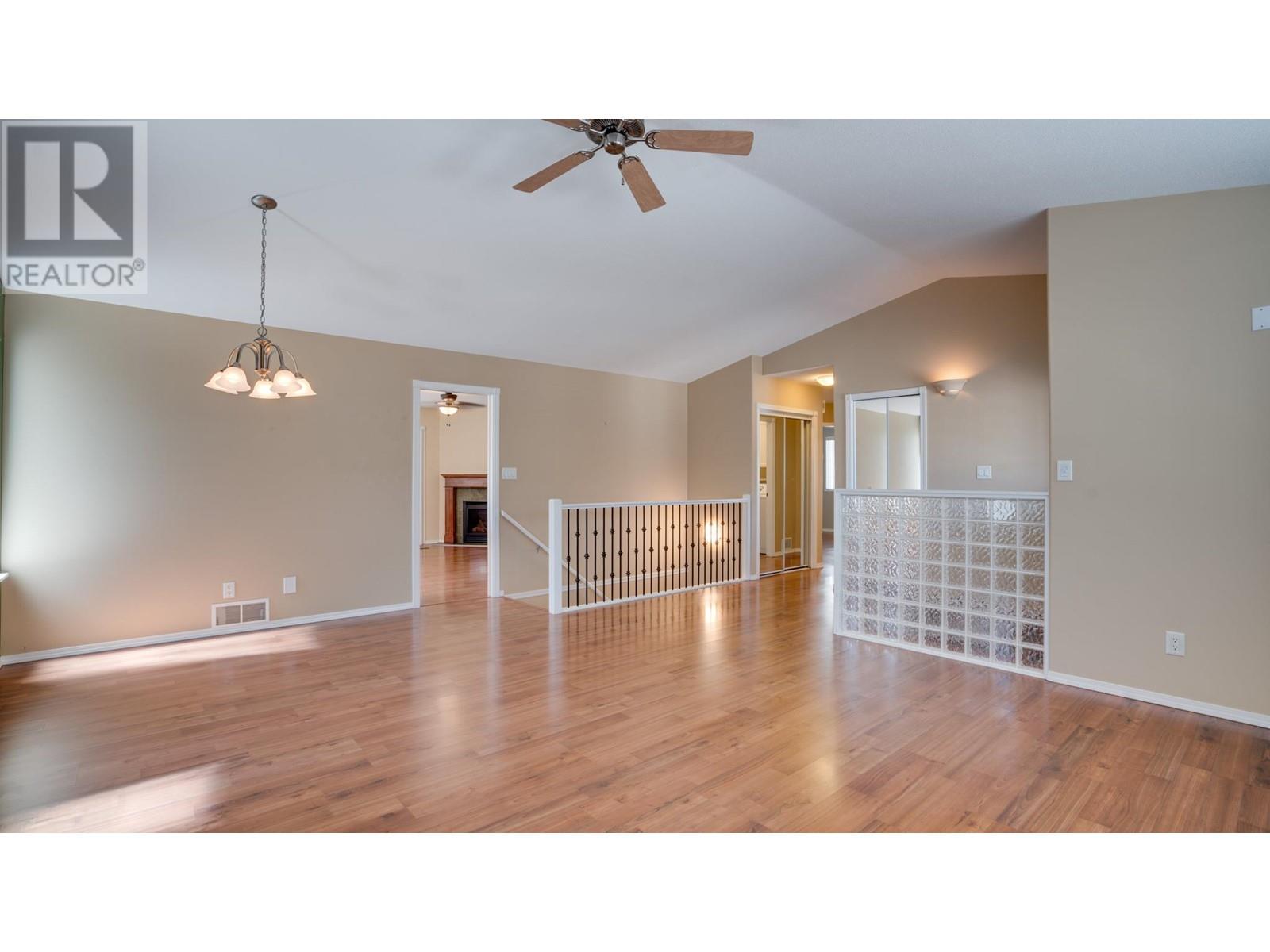 430 4 Street Lot# 27-115, Vernon, British Columbia  V1H 1Z1 - Photo 15 - 10346543