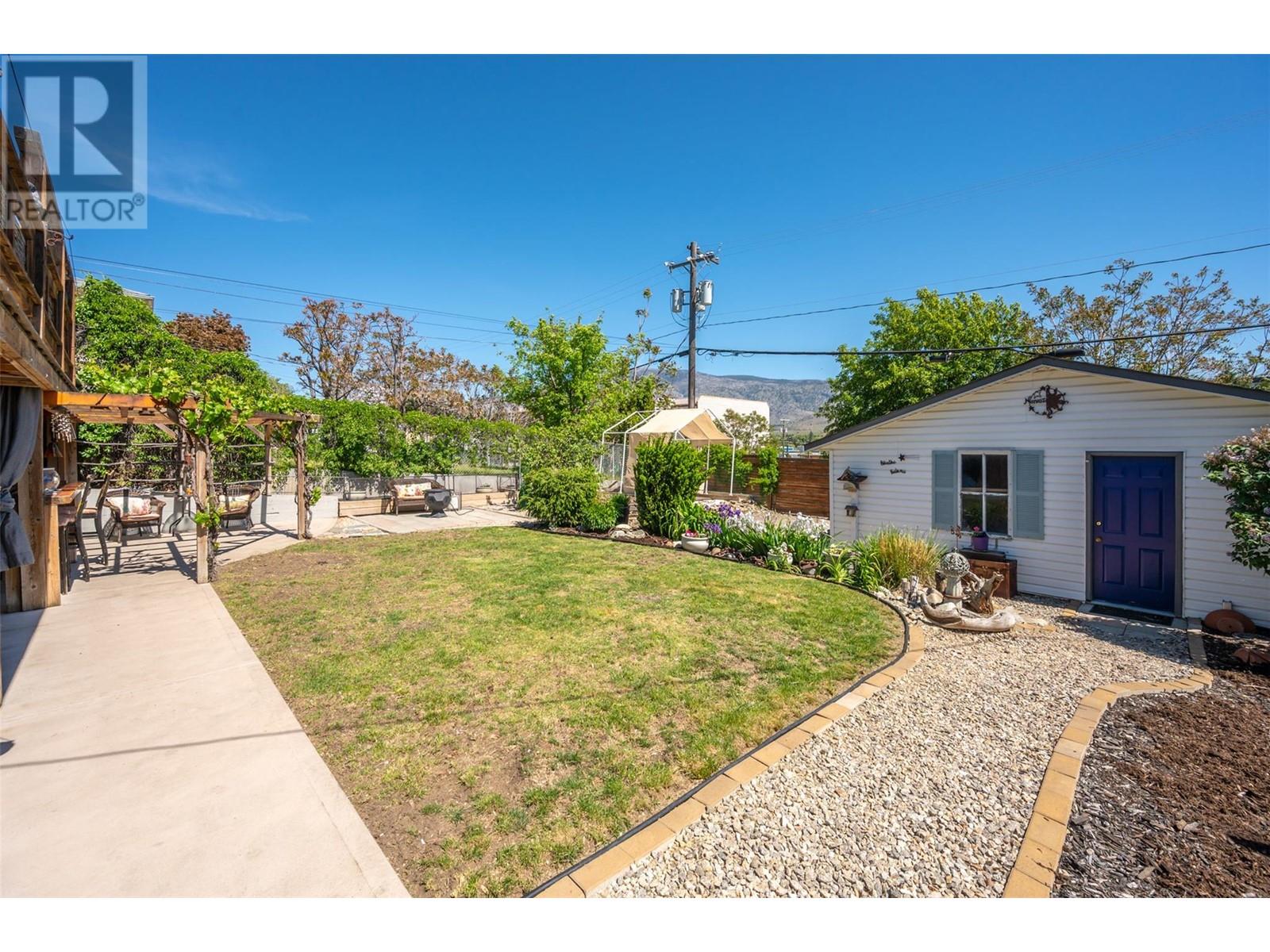 5957 Okanagan Street, Oliver, British Columbia  V0H 1T0 - Photo 10 - 10346202
