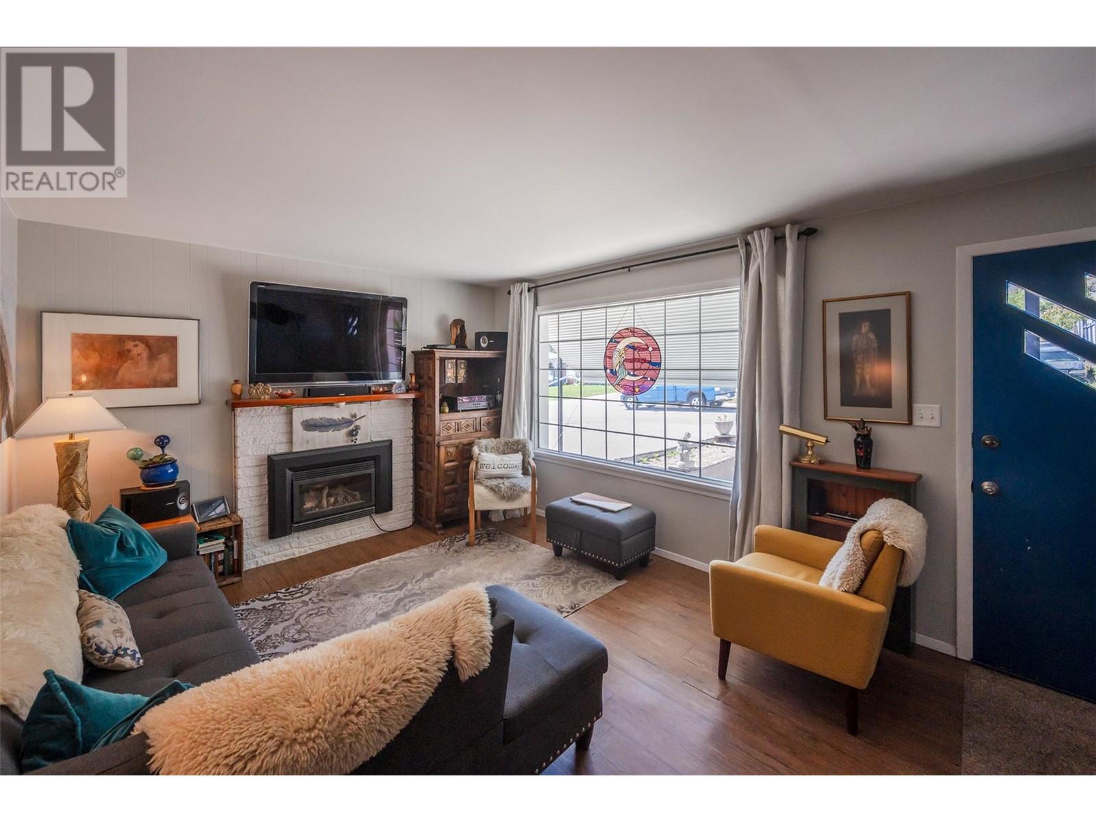 5957 Okanagan Street, Oliver, British Columbia  V0H 1T0 - Photo 11 - 10346202