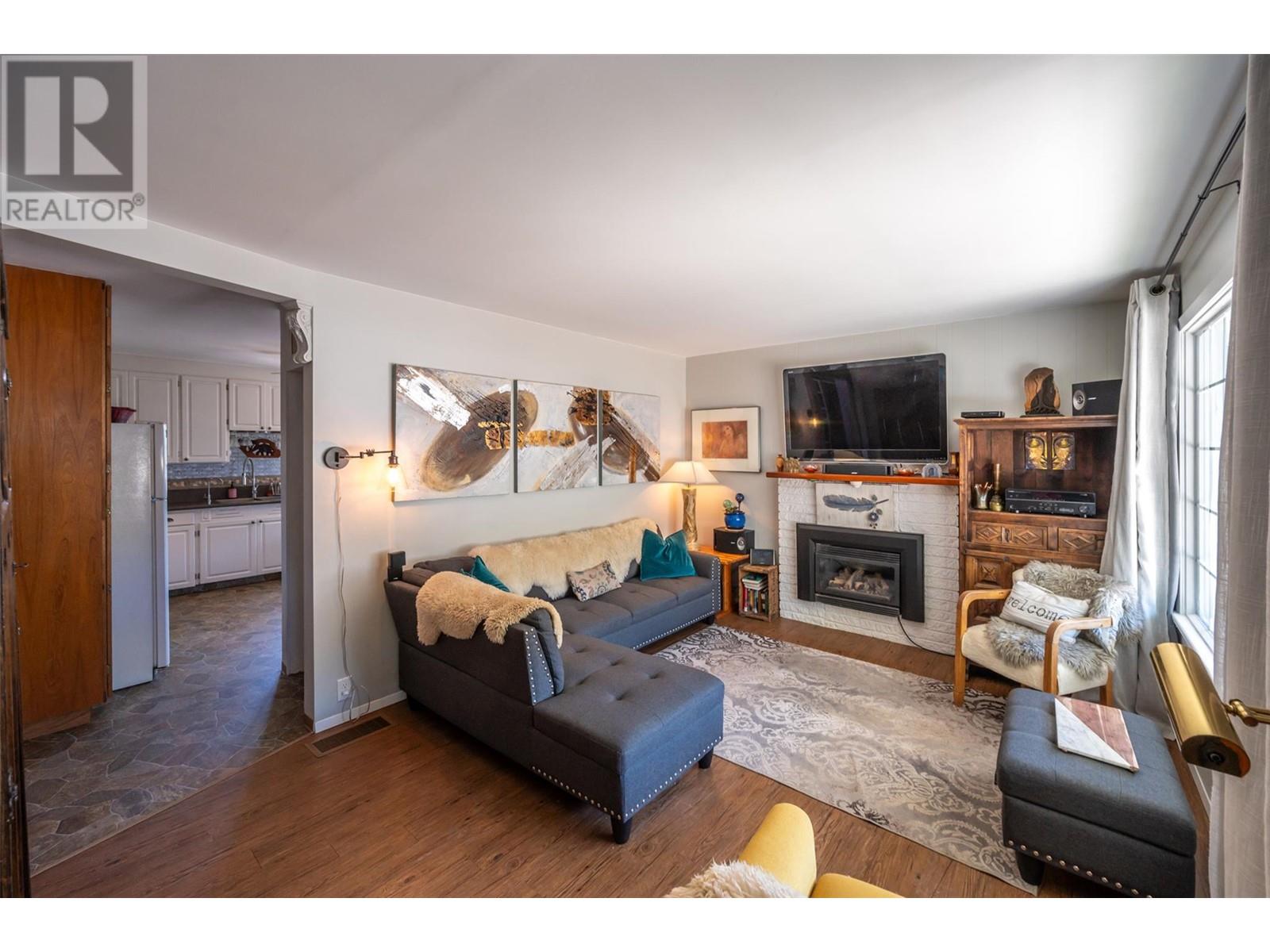5957 Okanagan Street, Oliver, British Columbia  V0H 1T0 - Photo 14 - 10346202
