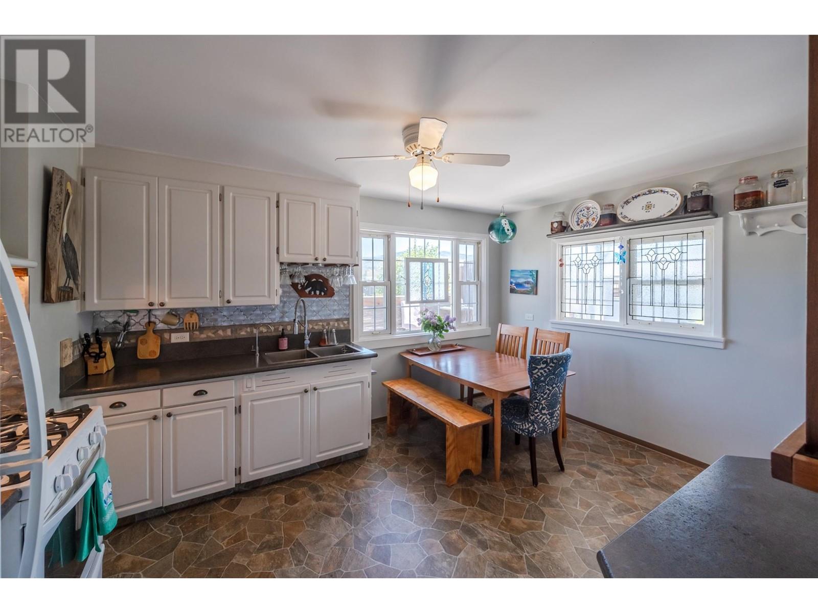 5957 Okanagan Street, Oliver, British Columbia  V0H 1T0 - Photo 15 - 10346202