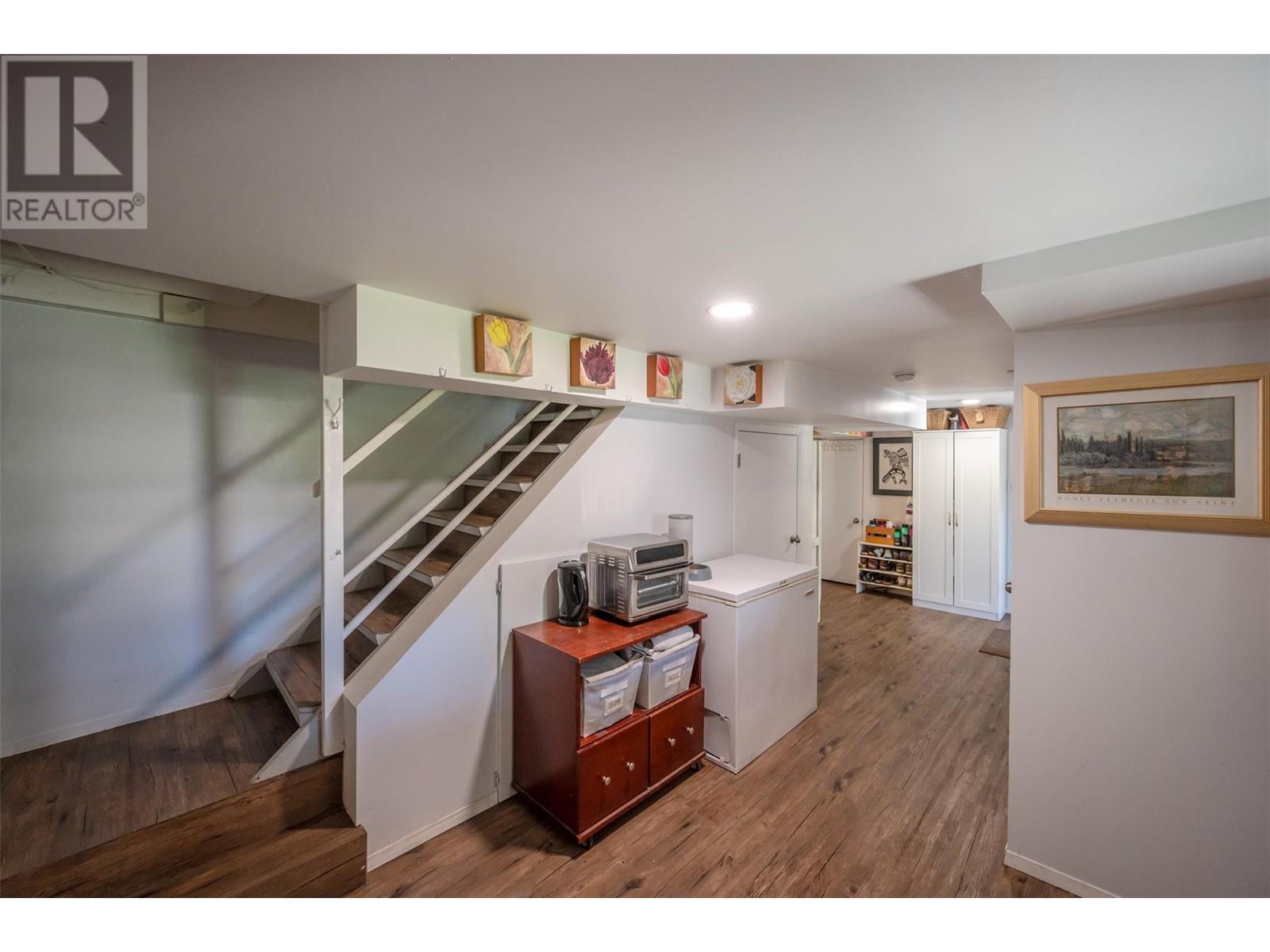 5957 Okanagan Street, Oliver, British Columbia  V0H 1T0 - Photo 29 - 10346202