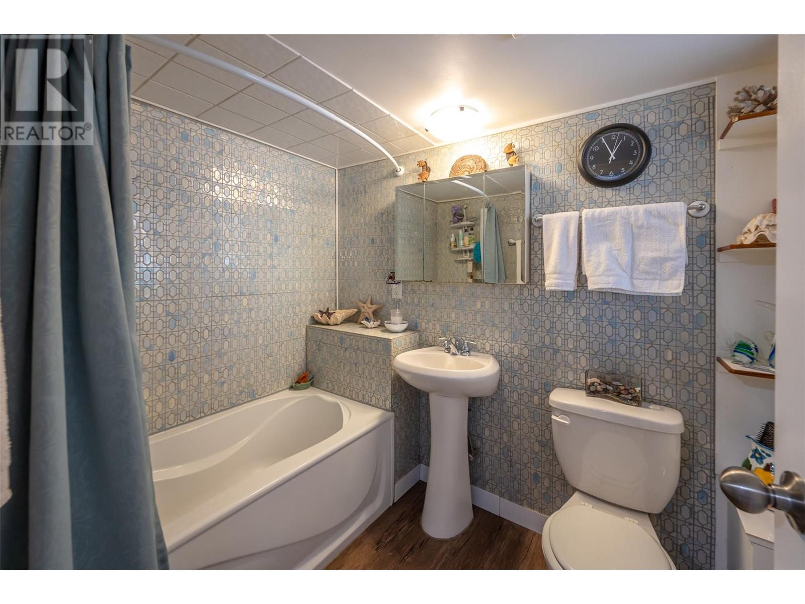 5957 Okanagan Street, Oliver, British Columbia  V0H 1T0 - Photo 33 - 10346202