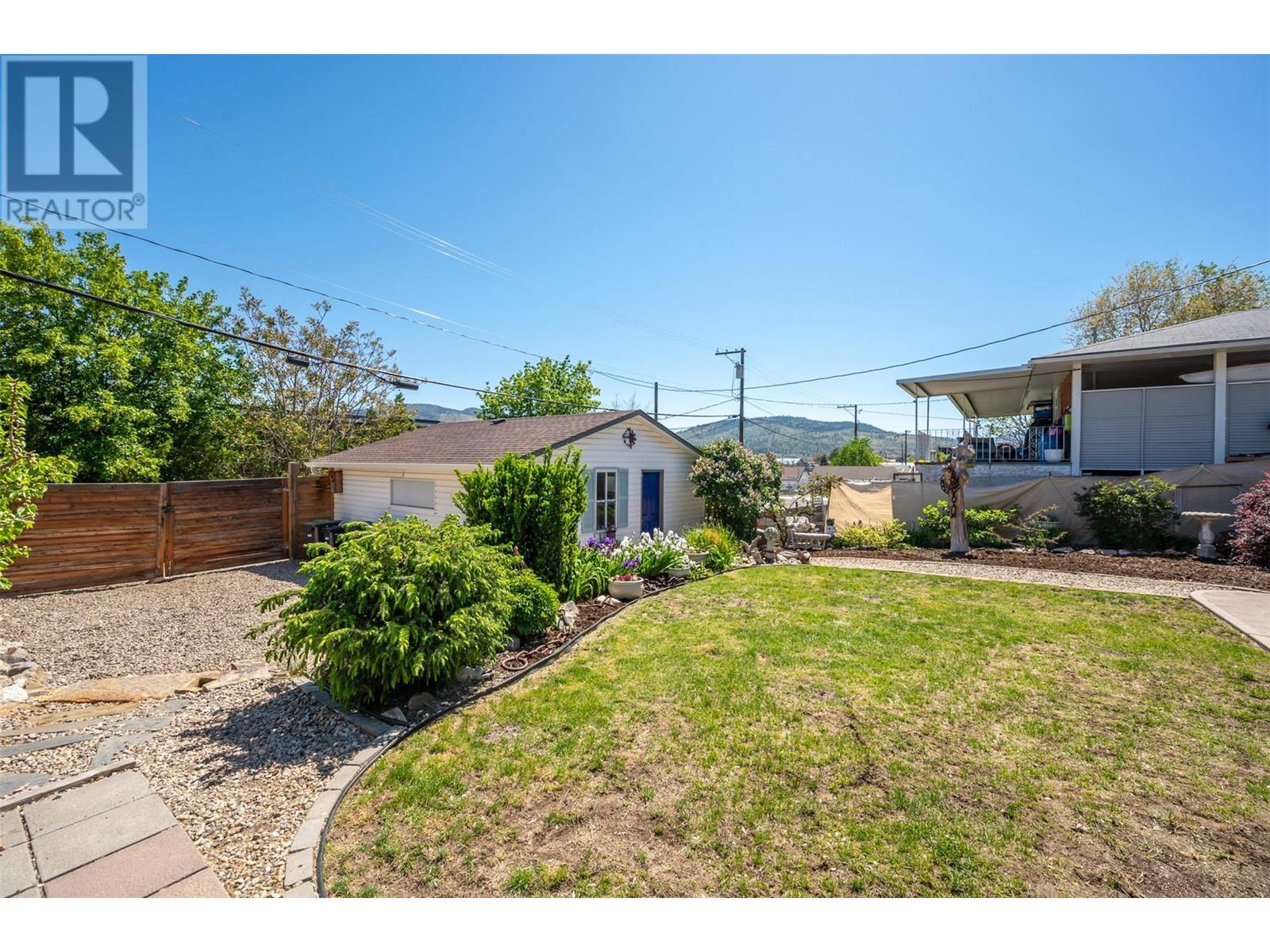 5957 Okanagan Street, Oliver, British Columbia  V0H 1T0 - Photo 7 - 10346202