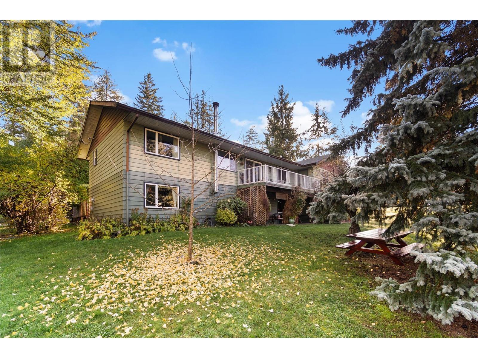 4047 Torry Road, Eagle Bay, British Columbia  V0E 1T0 - Photo 5 - 10346854