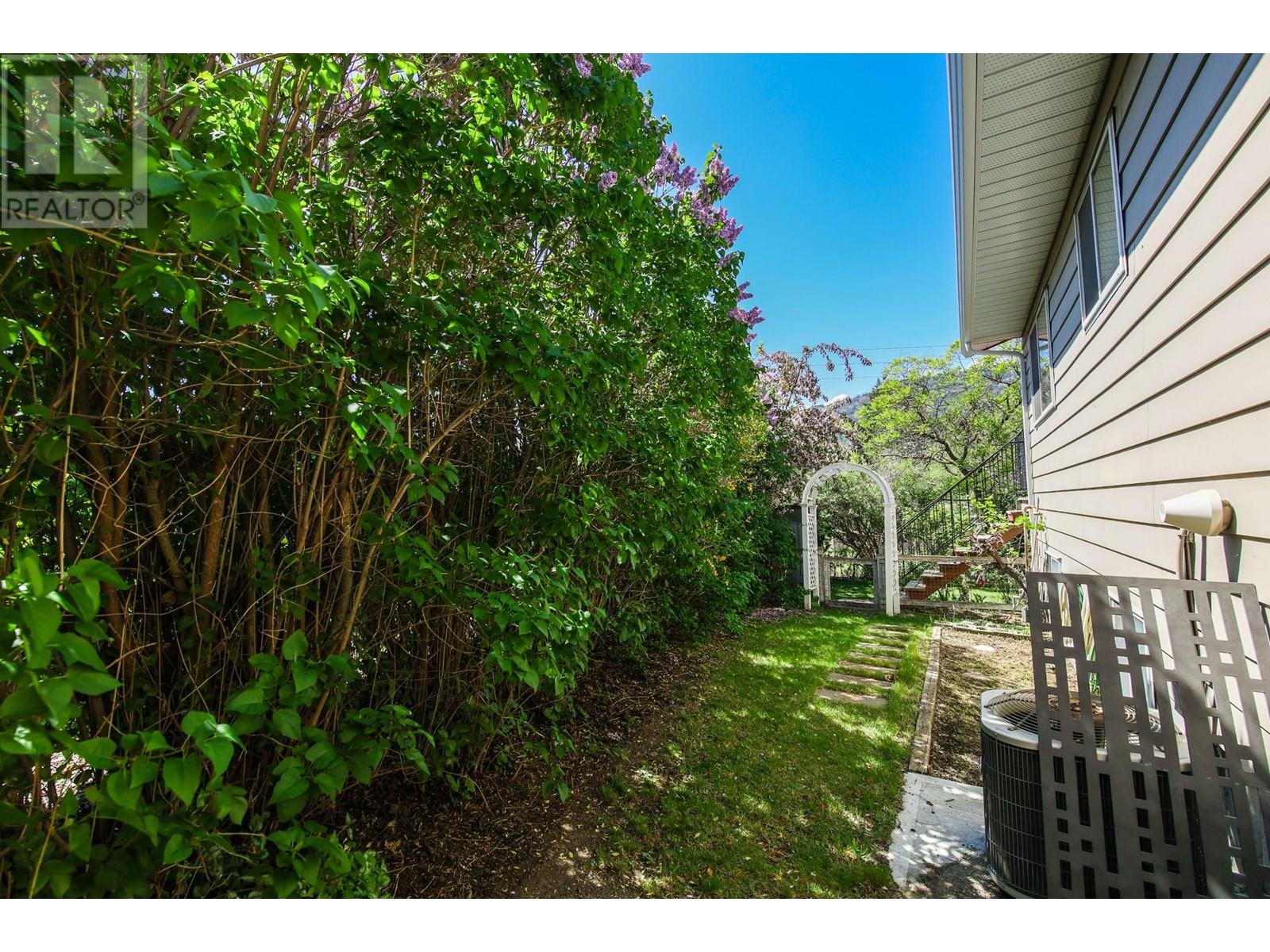 3 Dogwood Place, Osoyoos, British Columbia  V0H 1V1 - Photo 14 - 10345175