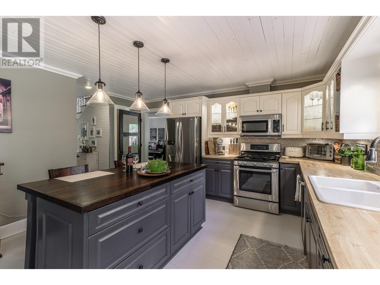 512 Wildwood Drive, Cranbrook, British Columbia  V1C 6V1 - Photo 13 - 10346781