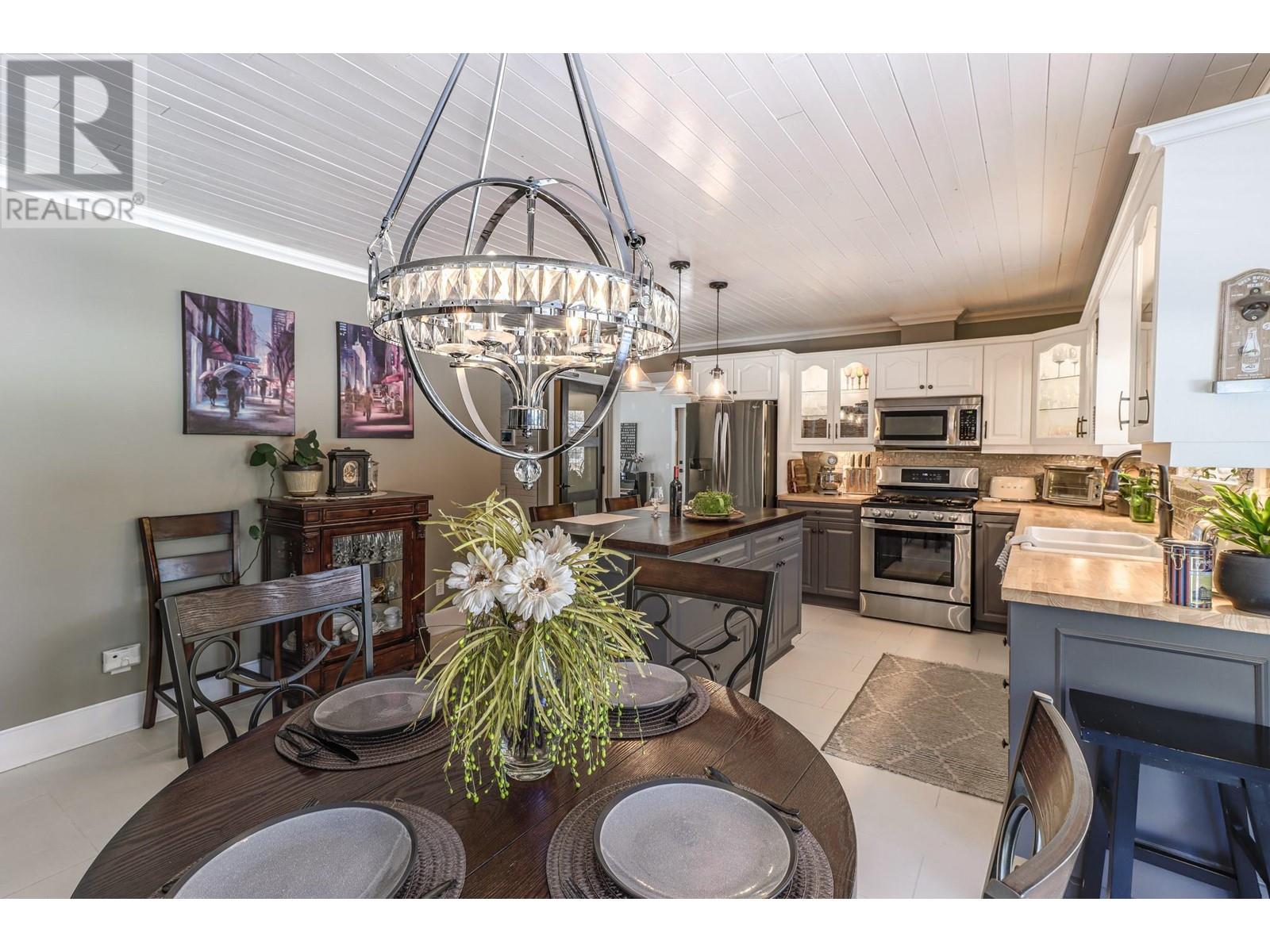 512 Wildwood Drive, Cranbrook, British Columbia  V1C 6V1 - Photo 14 - 10346781