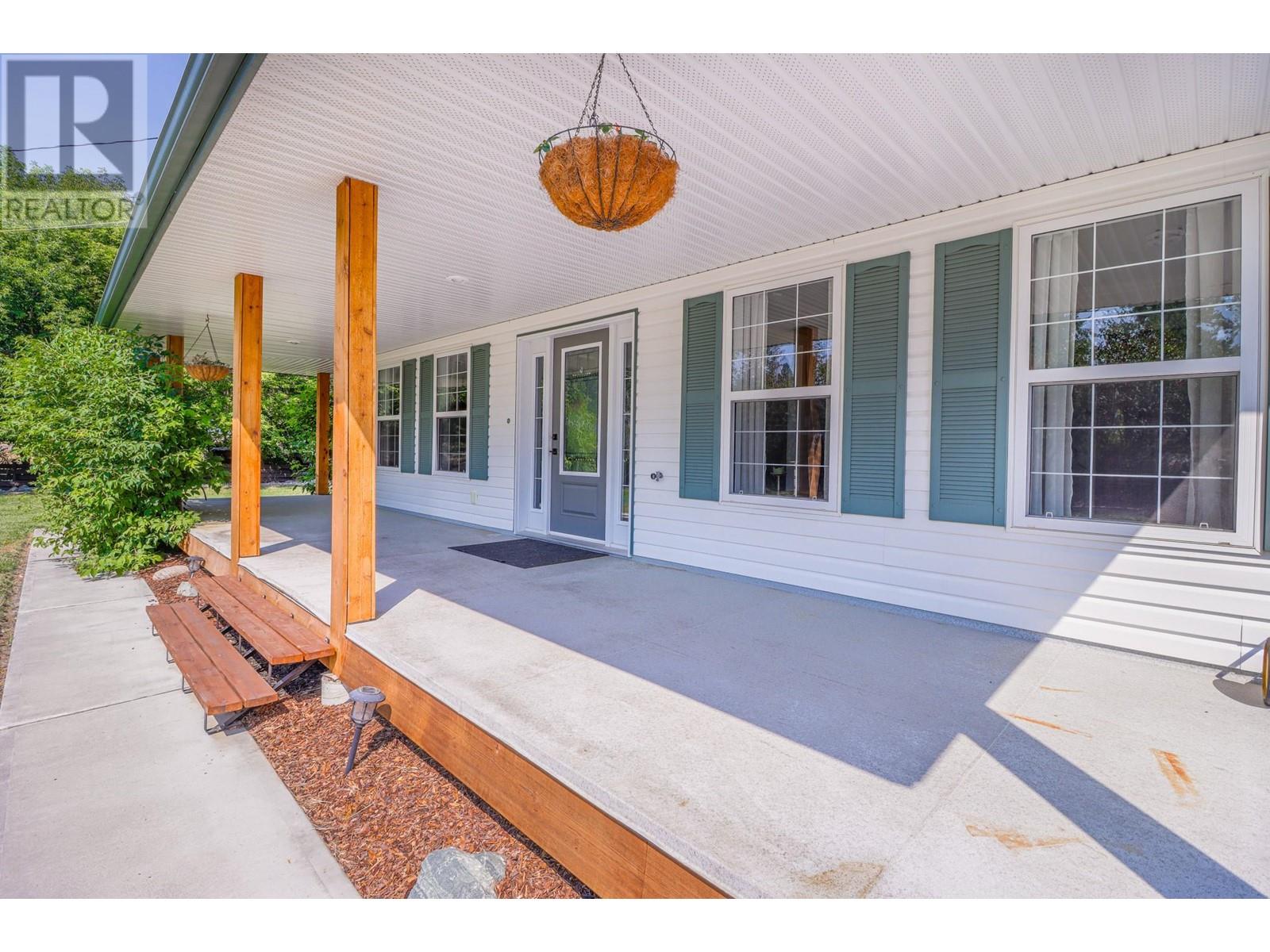 512 Wildwood Drive, Cranbrook, British Columbia  V1C 6V1 - Photo 3 - 10346781