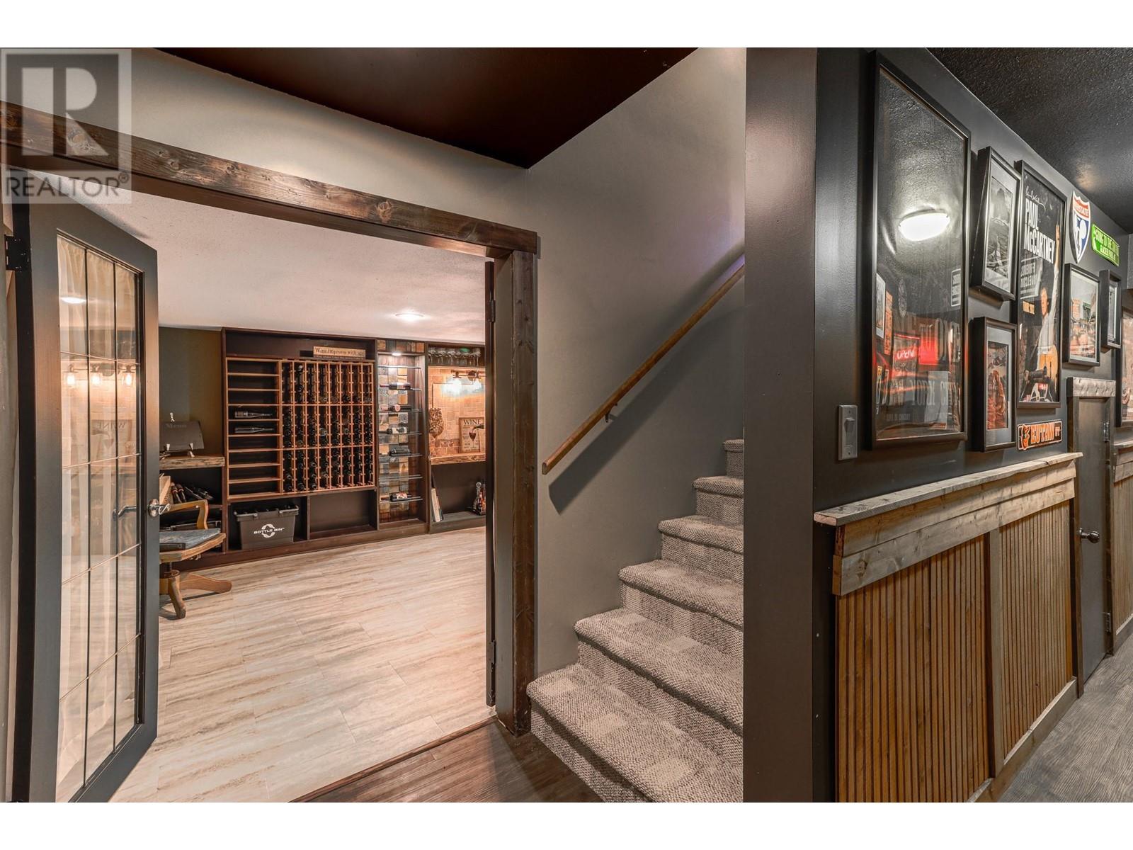 512 Wildwood Drive, Cranbrook, British Columbia  V1C 6V1 - Photo 34 - 10346781