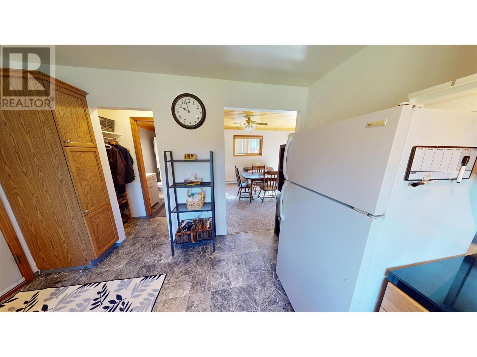 4917 Wills Road, Fairmont Hot Springs, British Columbia  V0B 1L1 - Photo 17 - 10346427