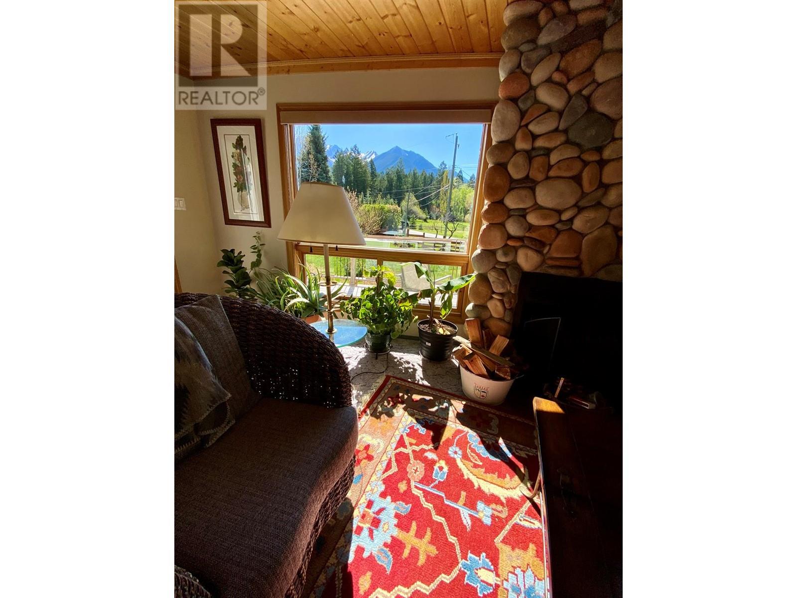 4917 Wills Road, Fairmont Hot Springs, British Columbia  V0B 1L1 - Photo 26 - 10346427