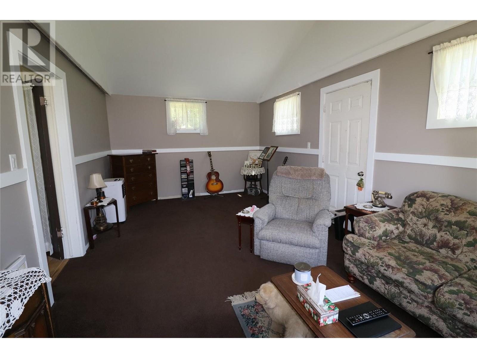 5818 17th Street, Grand Forks, British Columbia  V0H 1H0 - Photo 17 - 10346843