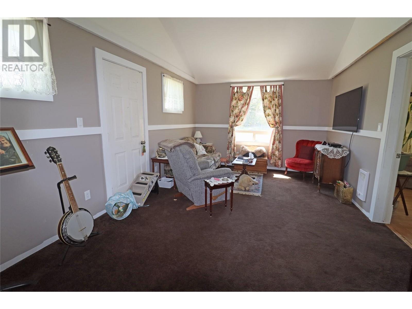5818 17th Street, Grand Forks, British Columbia  V0H 1H0 - Photo 19 - 10346843