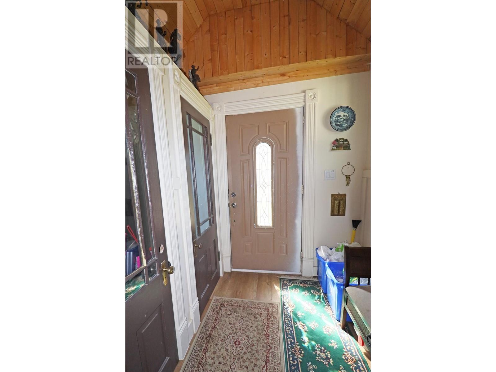 5818 17th Street, Grand Forks, British Columbia  V0H 1H0 - Photo 20 - 10346843