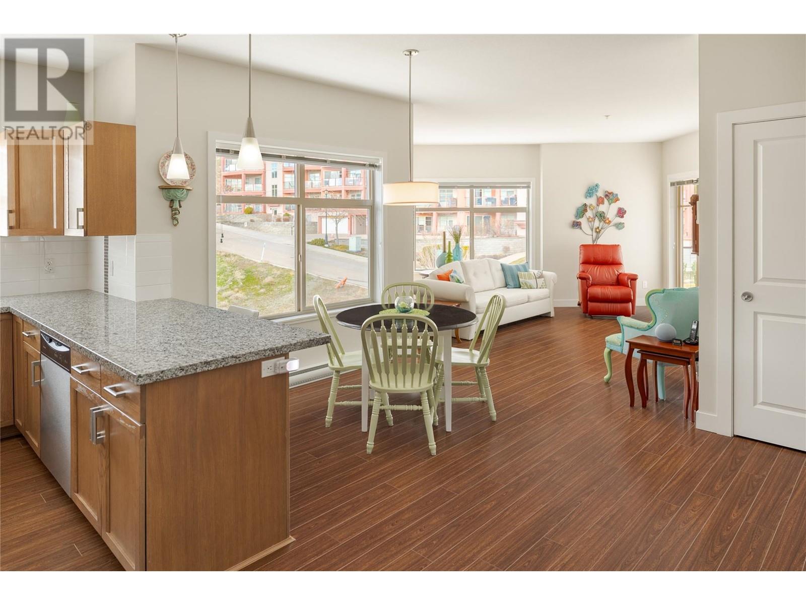 3220 Skyview Lane Unit# 410, West Kelowna, British Columbia  V4T 3J4 - Photo 5 - 10346489