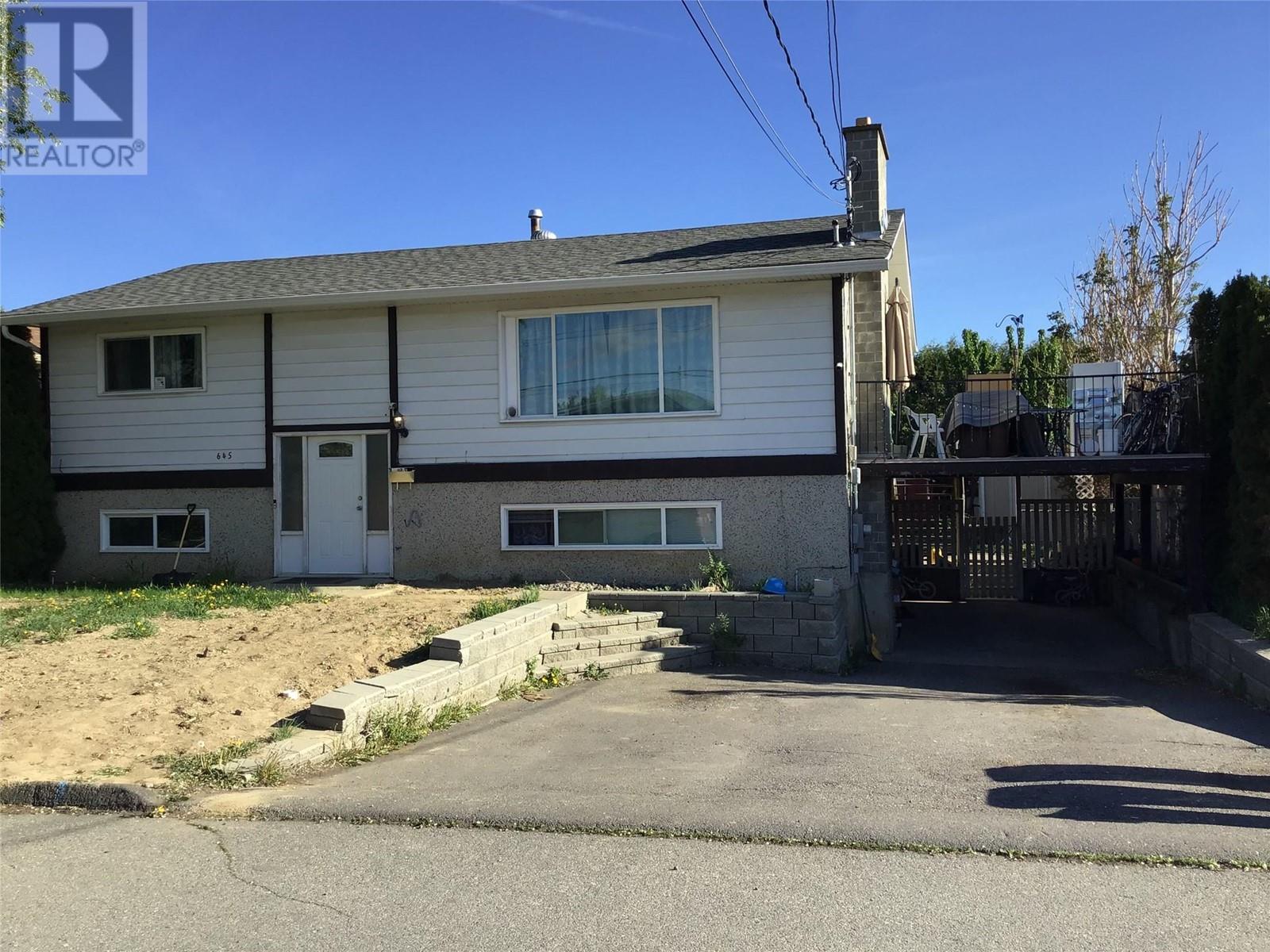 645 Courtenay Crescent, Kamloops, British Columbia  V2B 1Z7 - Photo 1 - 10346397