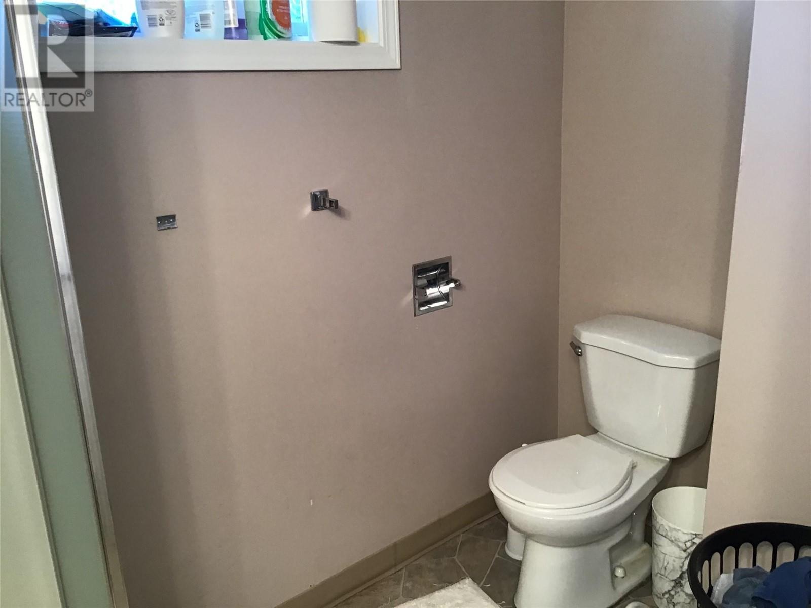 645 Courtenay Crescent, Kamloops, British Columbia  V2B 1Z7 - Photo 38 - 10346397