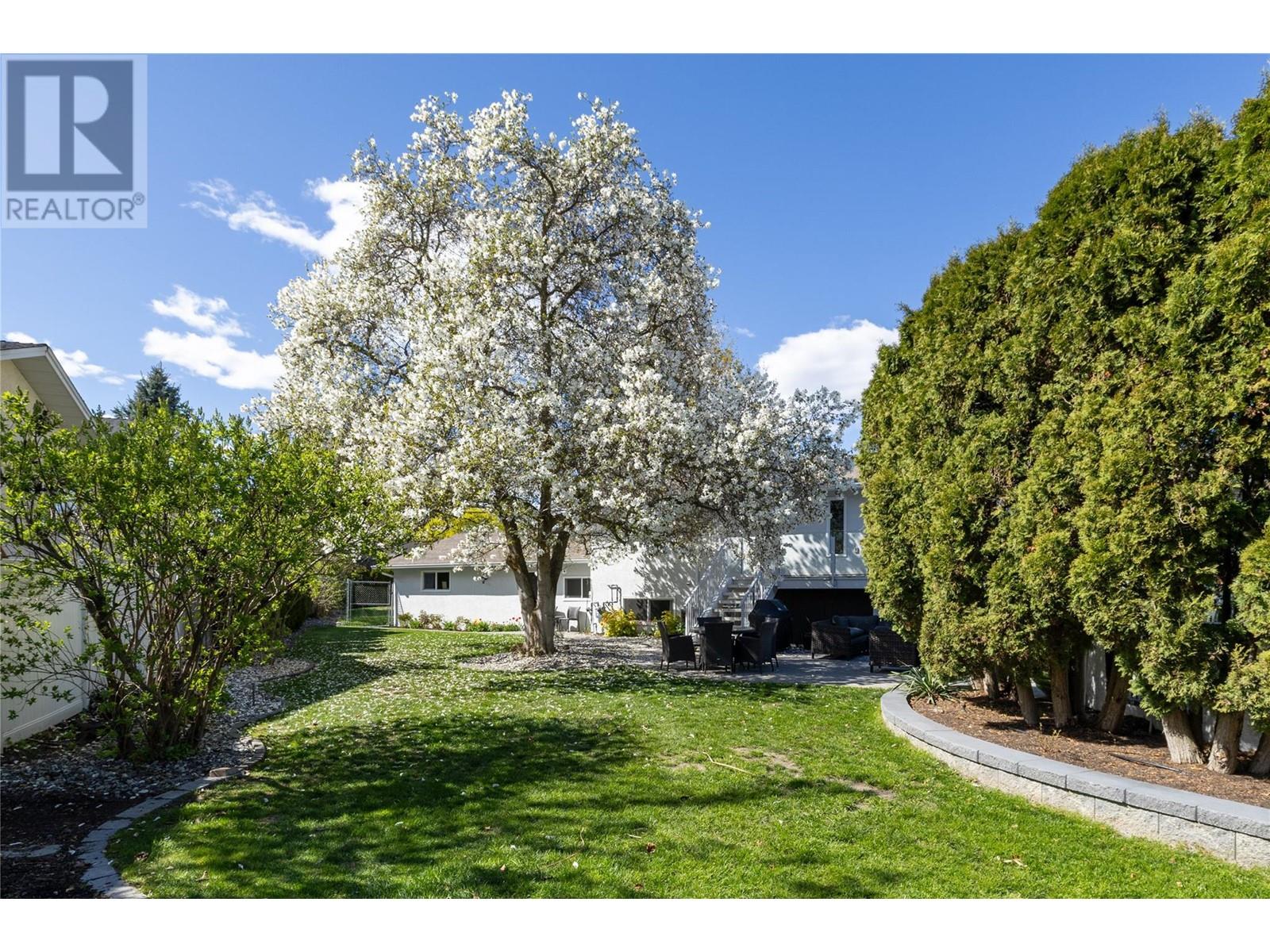 771 Torrs Road, Kelowna, British Columbia  V1W 1B4 - Photo 2 - 10346563