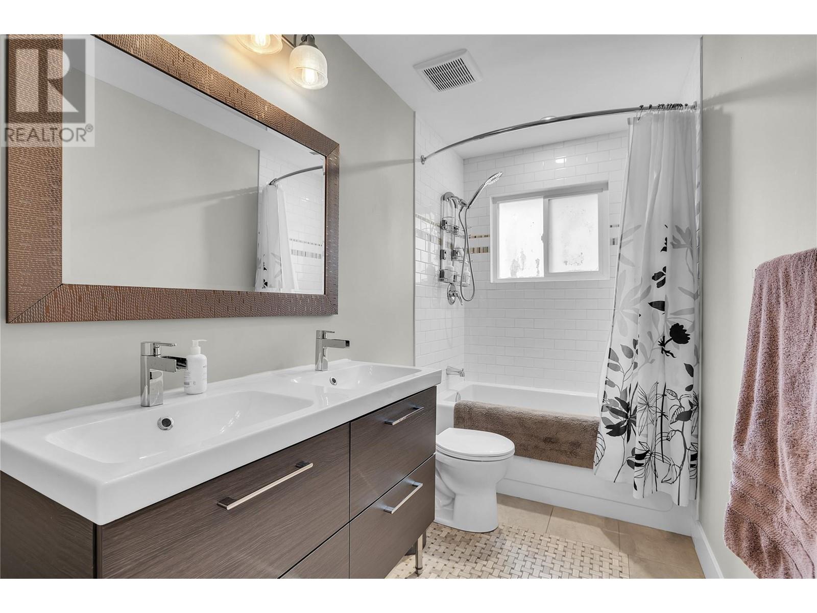 771 Torrs Road, Kelowna, British Columbia  V1W 1B4 - Photo 33 - 10346563
