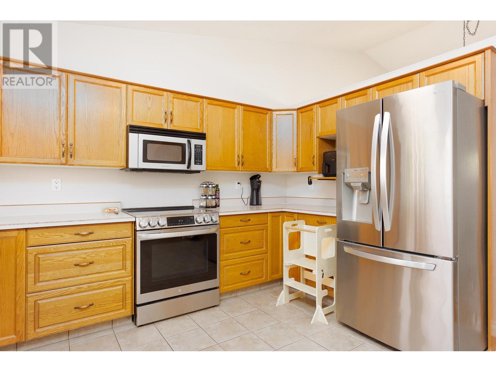 168 Portview Court, Kelowna, British Columbia  V1V 1T9 - Photo 8 - 10346847