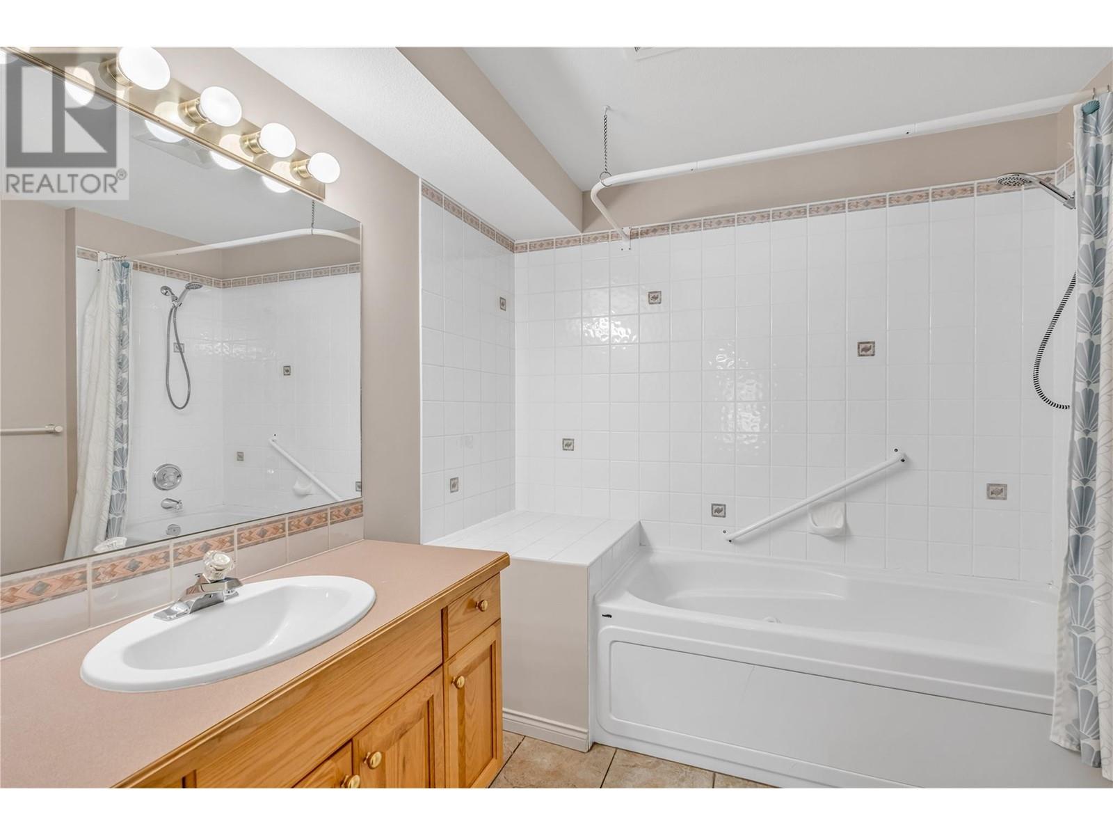 750 Railway Lane Unit# 24, Okanagan Falls, British Columbia  V0H 1R4 - Photo 12 - 10346901