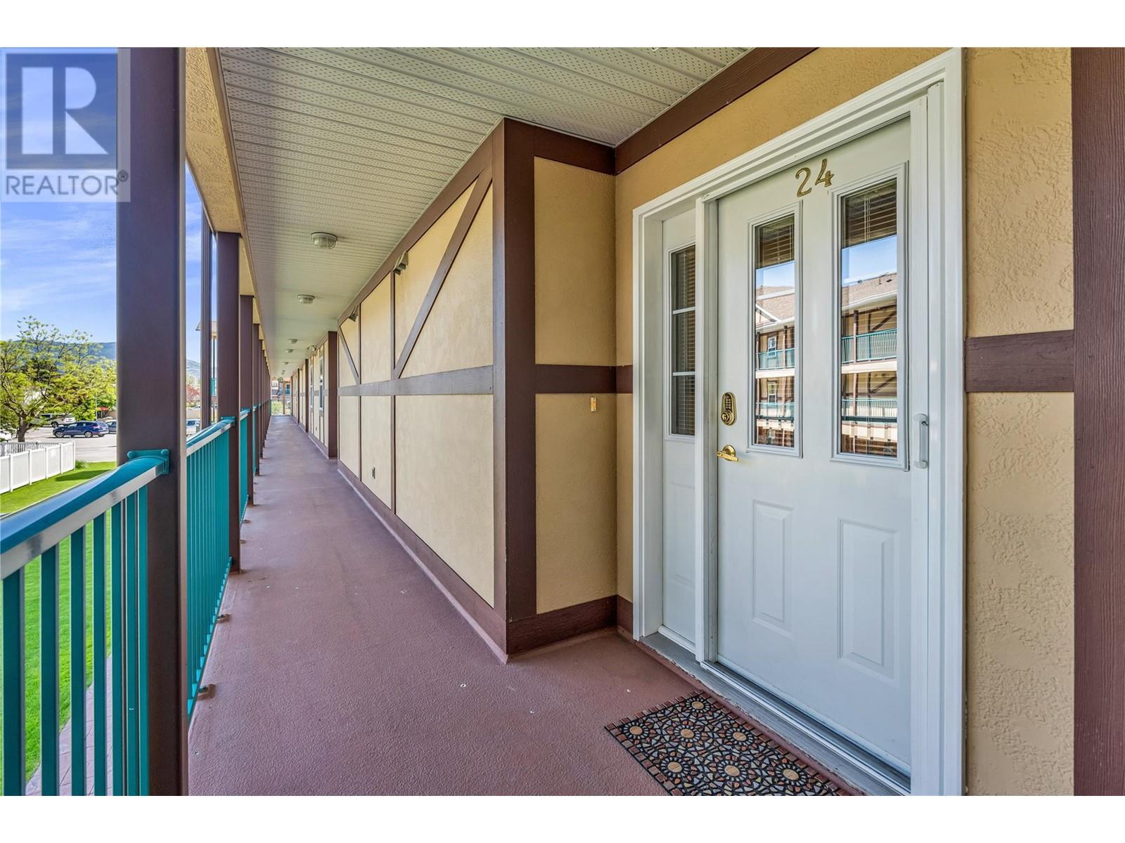 750 Railway Lane Unit# 24, Okanagan Falls, British Columbia  V0H 1R4 - Photo 3 - 10346901