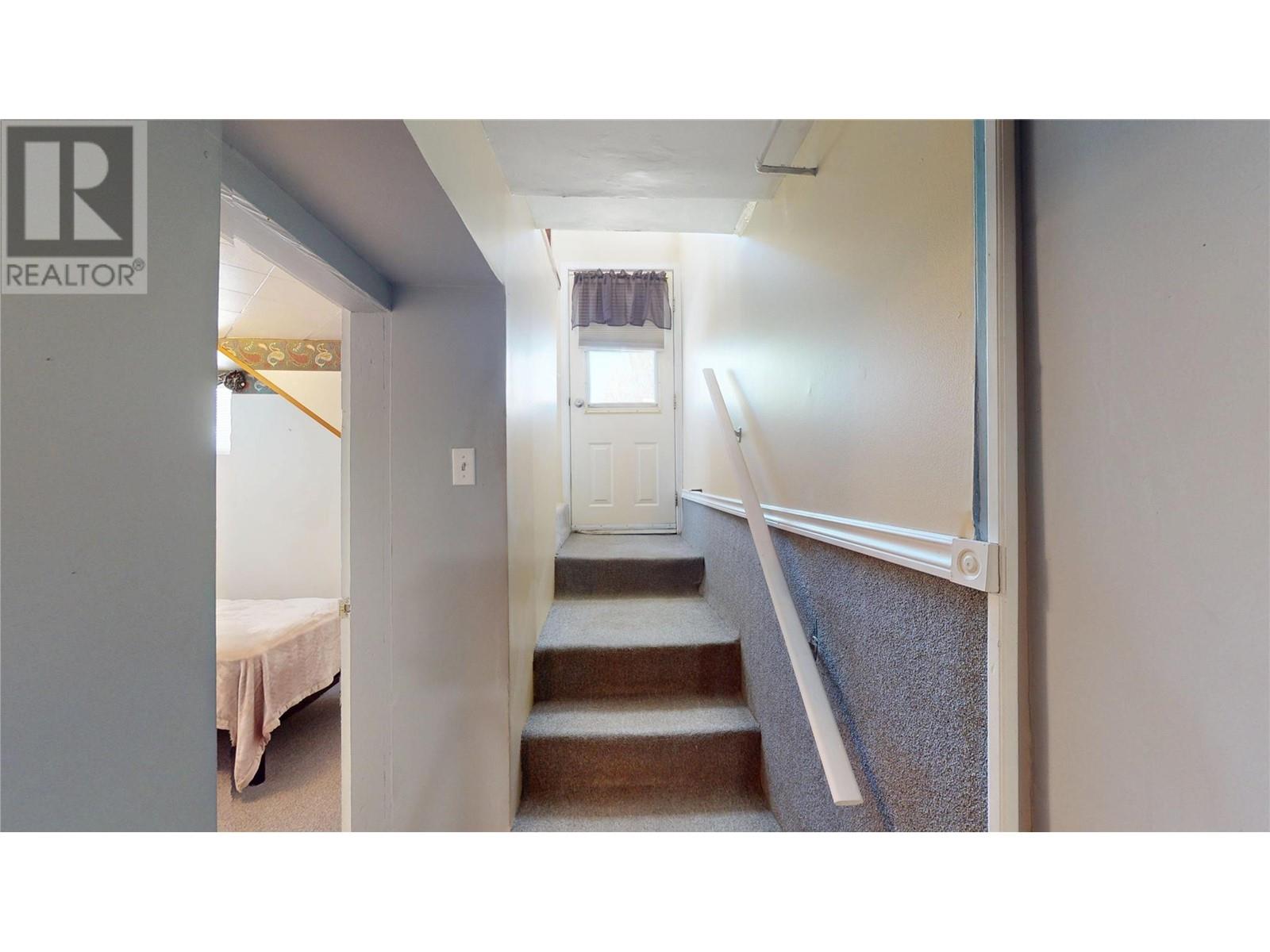 417 3rd Avenue S, Cranbrook, British Columbia  V1C 2C2 - Photo 16 - 10346878