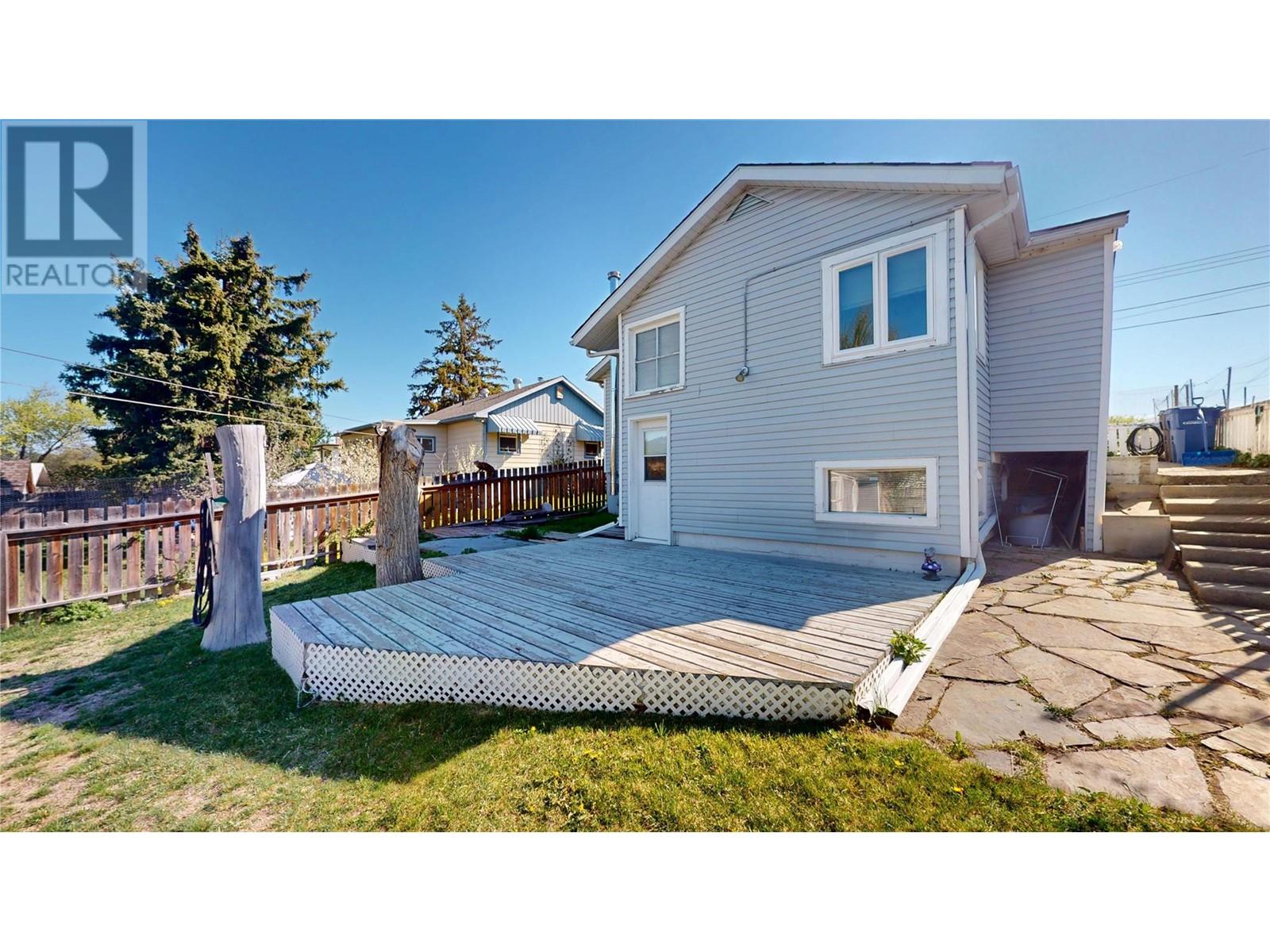 417 3rd Avenue S, Cranbrook, British Columbia  V1C 2C2 - Photo 28 - 10346878