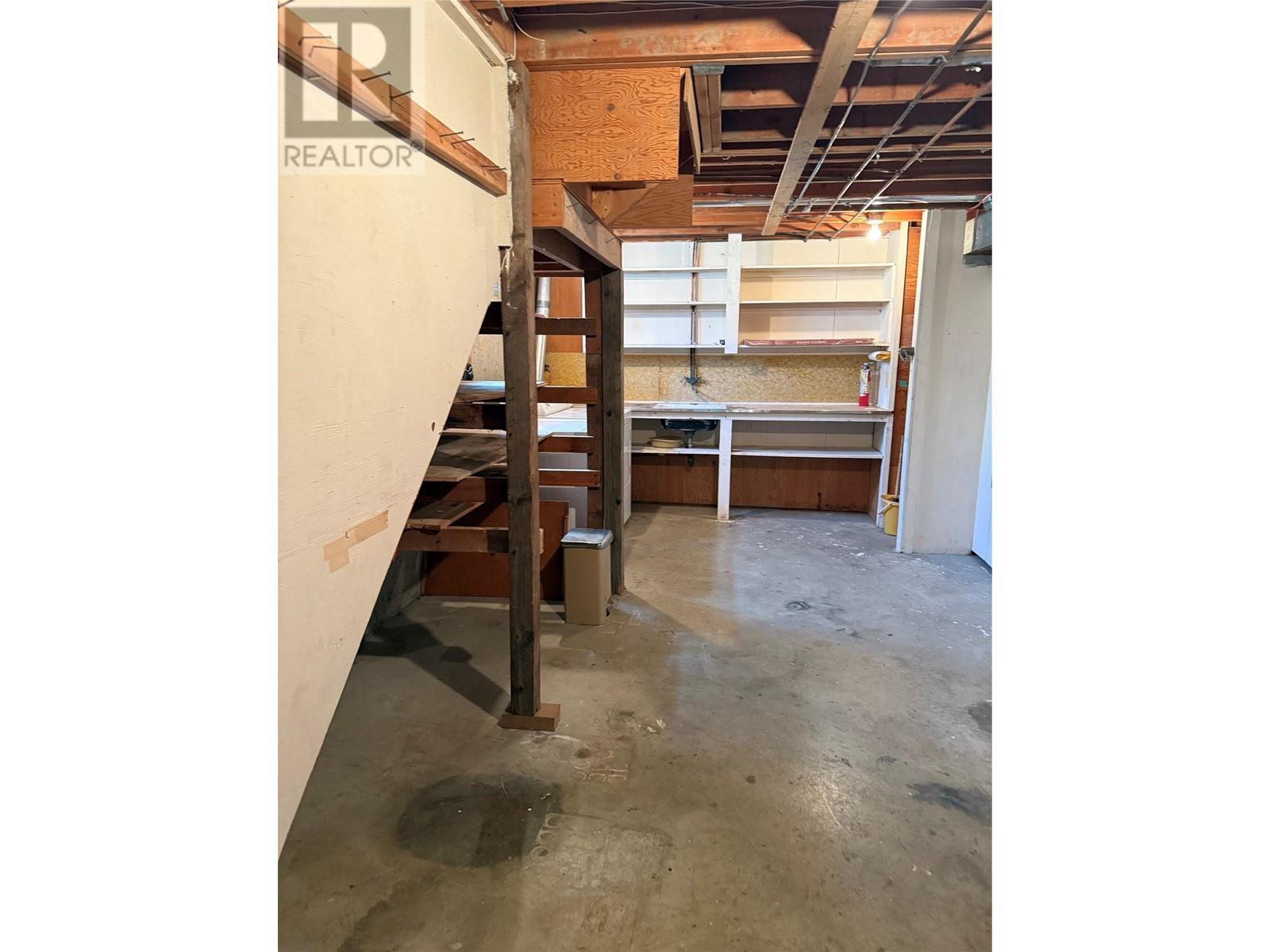 946 Jasper Avenue, Kamloops, British Columbia  V2B 2S7 - Photo 23 - 10346205