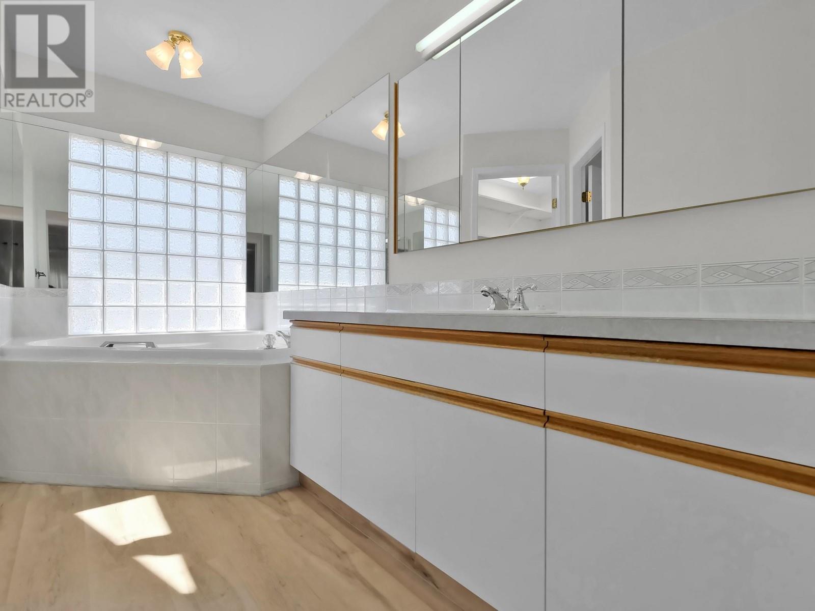 102 Forestbrook Place Unit# 207, Penticton, British Columbia  V2A 7N4 - Photo 13 - 10346879