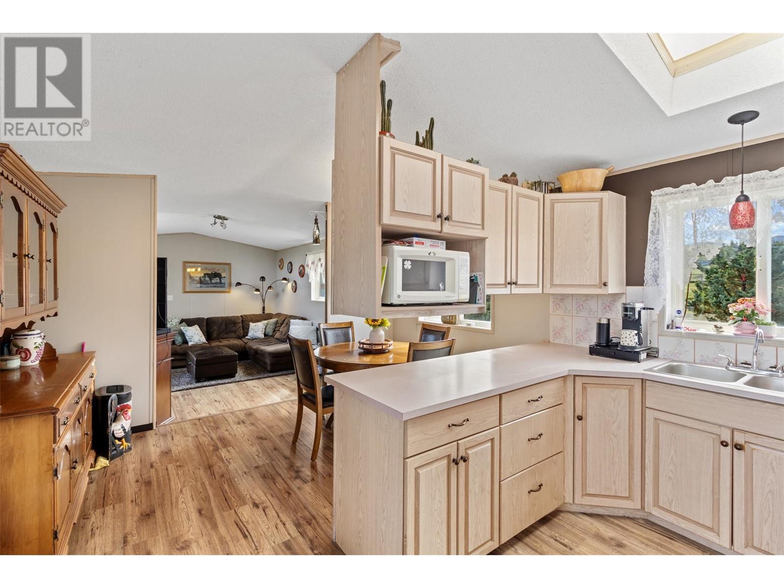 6237 Buckhorn Road, Kamloops, British Columbia  V1S 2A1 - Photo 16 - 10346835