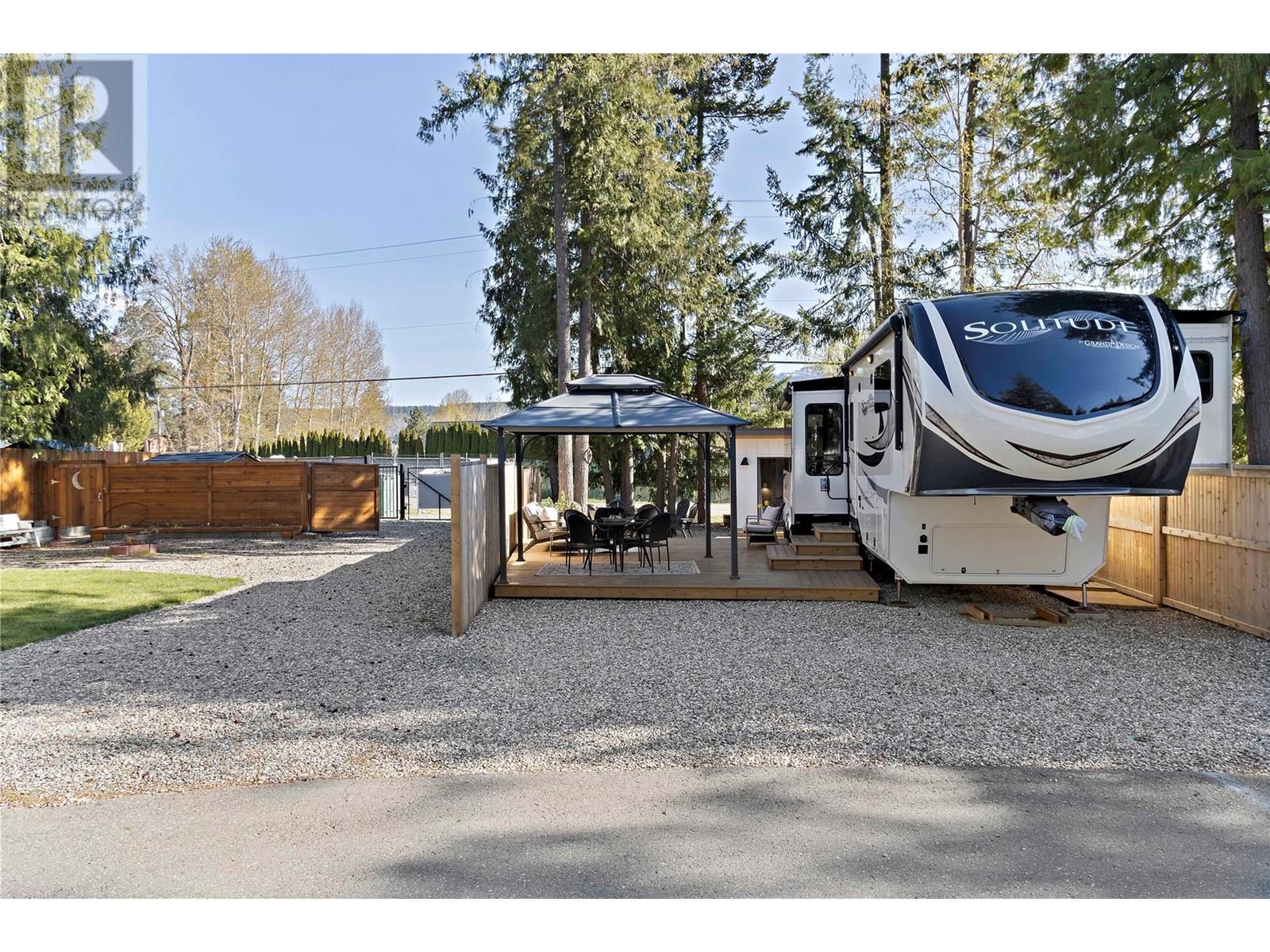 1131 Pine Grove Road Unit# 29, Scotch Creek, British Columbia  V0E 1M5 - Photo 20 - 10346454
