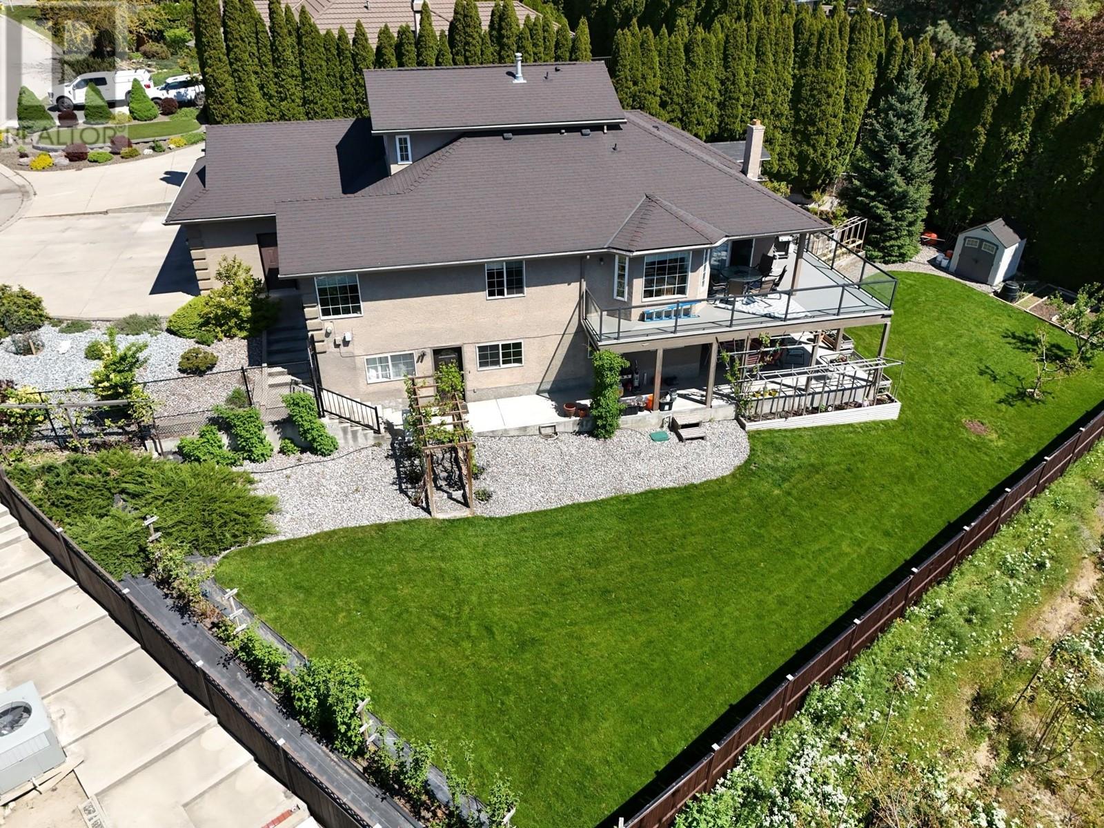 1065 Waldie Court, Kelowna, British Columbia  V1Y 9P8 - Photo 2 - 10346683
