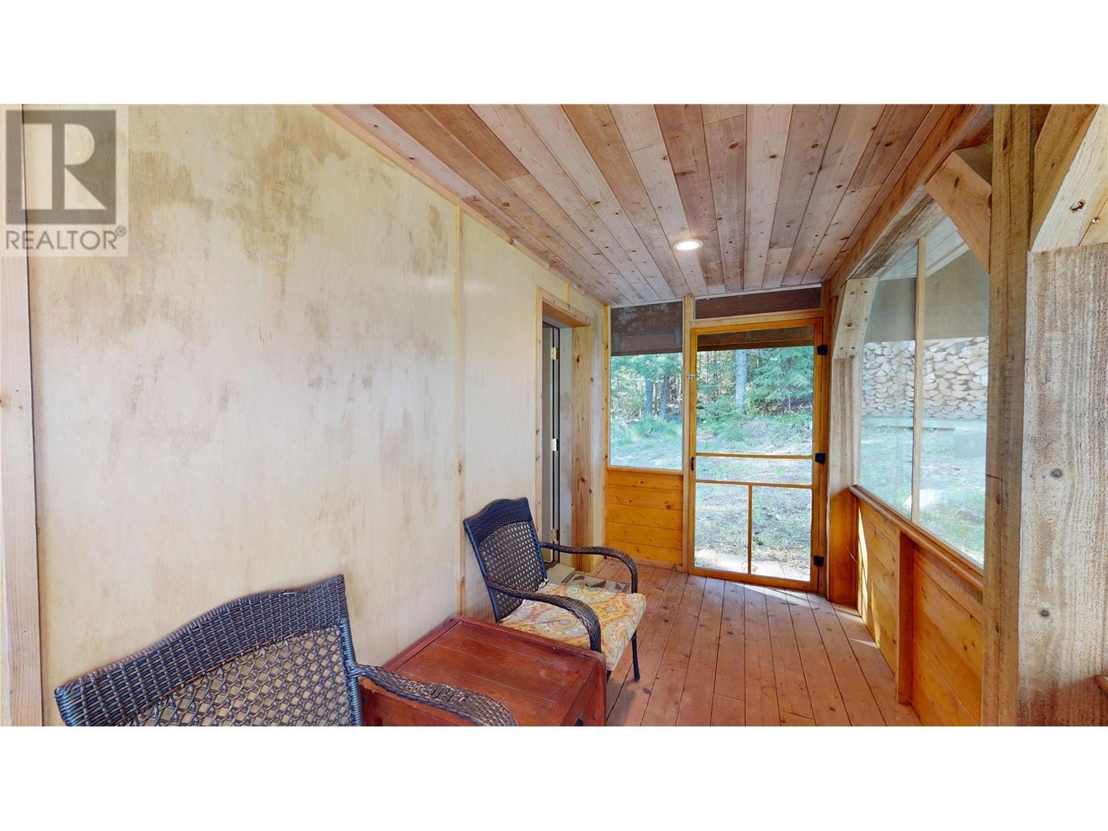 16317 Cedar Road, Crawford Bay, British Columbia  V0B 1E0 - Photo 27 - 10345130