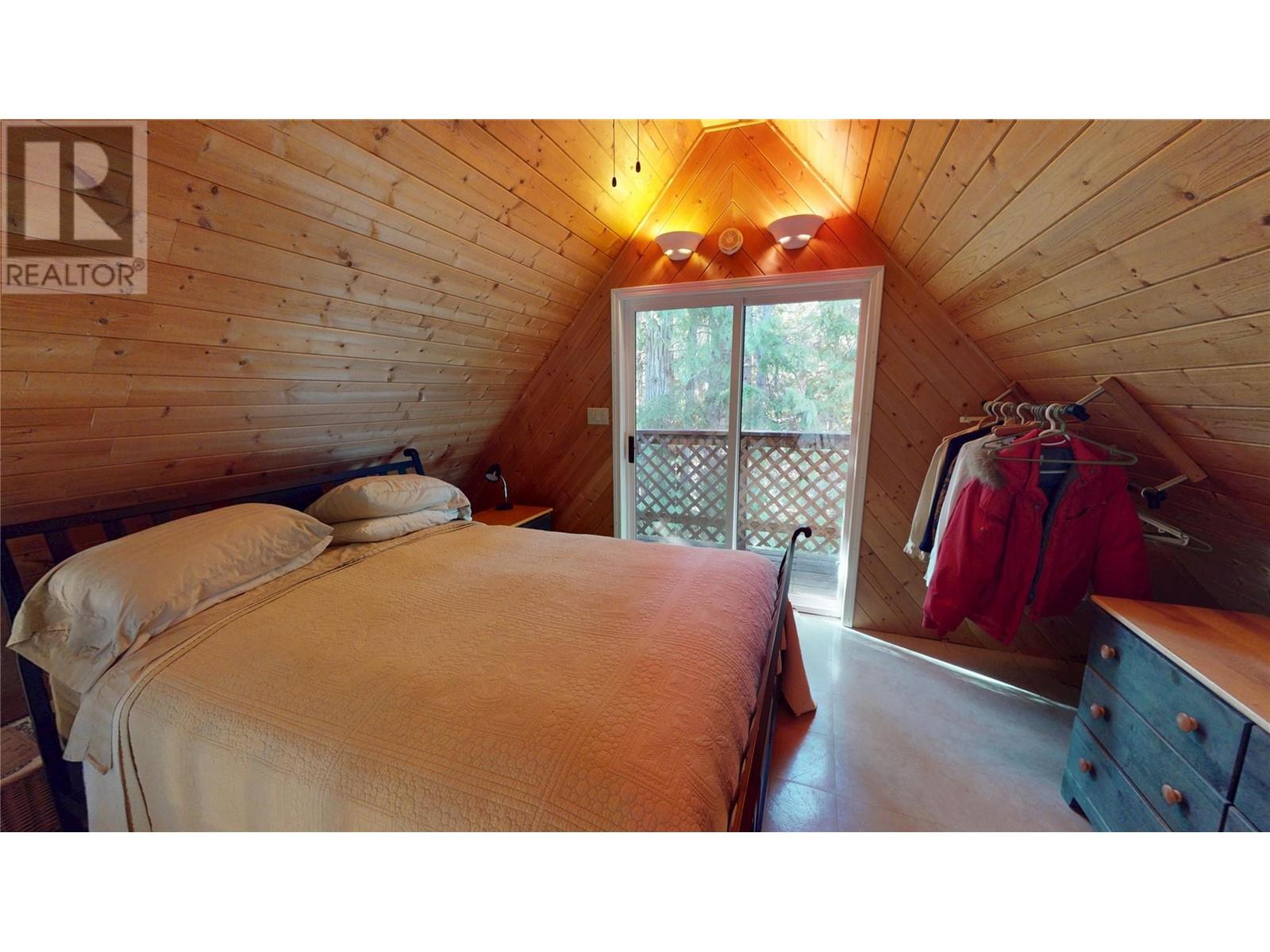 16317 Cedar Road, Crawford Bay, British Columbia  V0B 1E0 - Photo 29 - 10345130