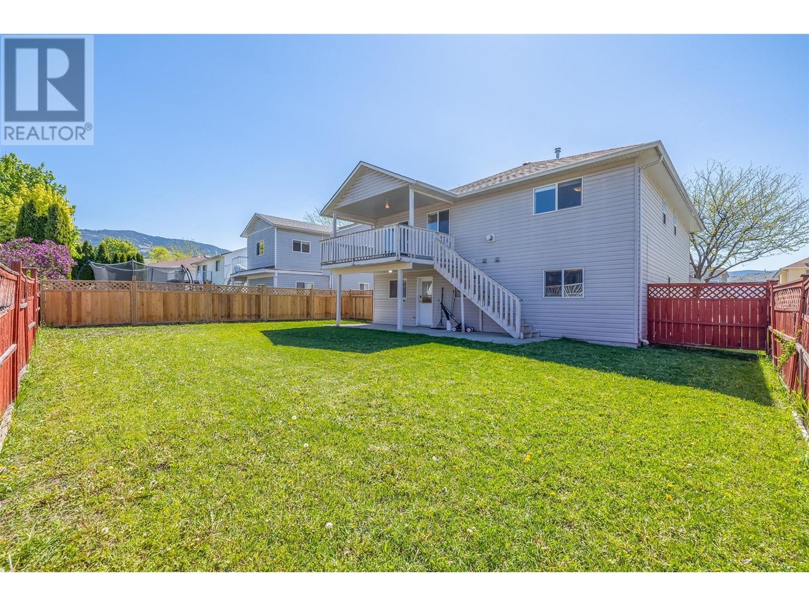 412 Mclennan Crescent, Kelowna, British Columbia  V1X 7M9 - Photo 2 - 10346748