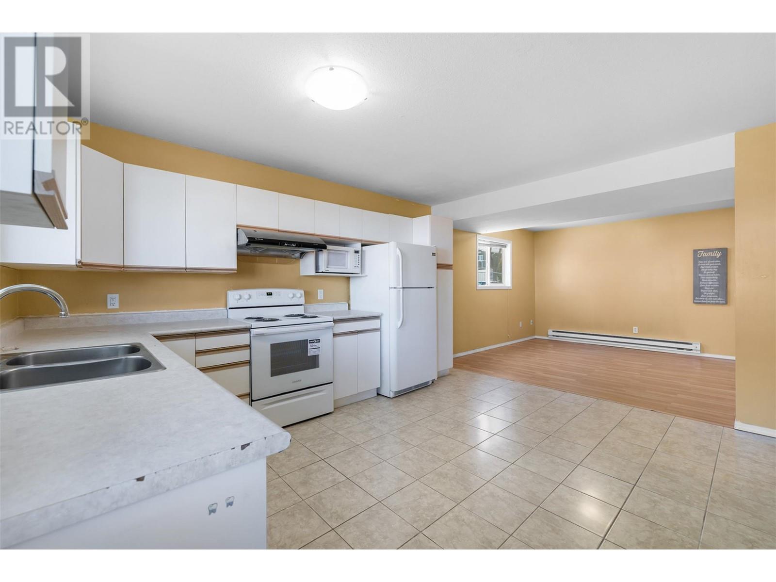 412 Mclennan Crescent, Kelowna, British Columbia  V1X 7M9 - Photo 28 - 10346748