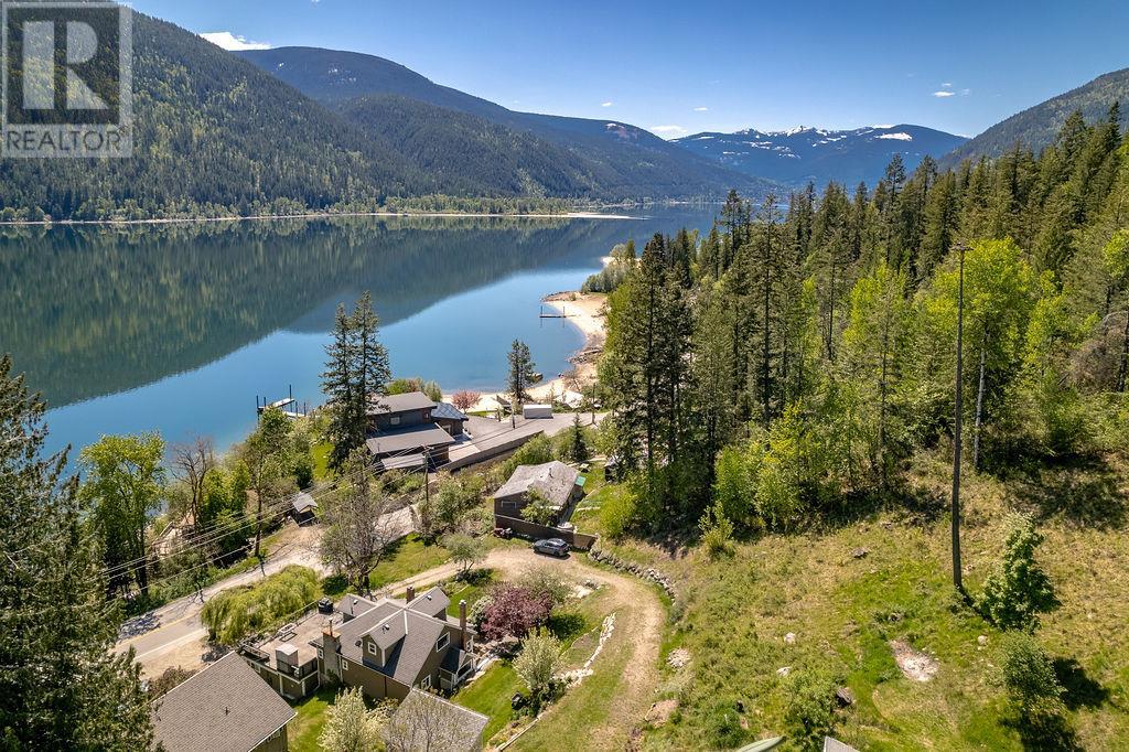 2465 3a Highway, Nelson, British Columbia  V1L 6K7 - Photo 3 - 10346240