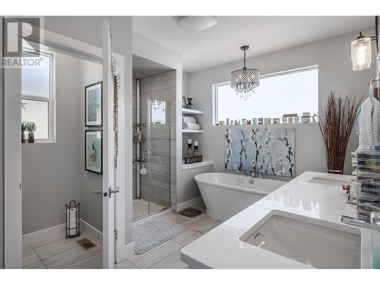 2359 Hawks Boulevard, West Kelowna, British Columbia  V4T 0A7 - Photo 13 - 10346866