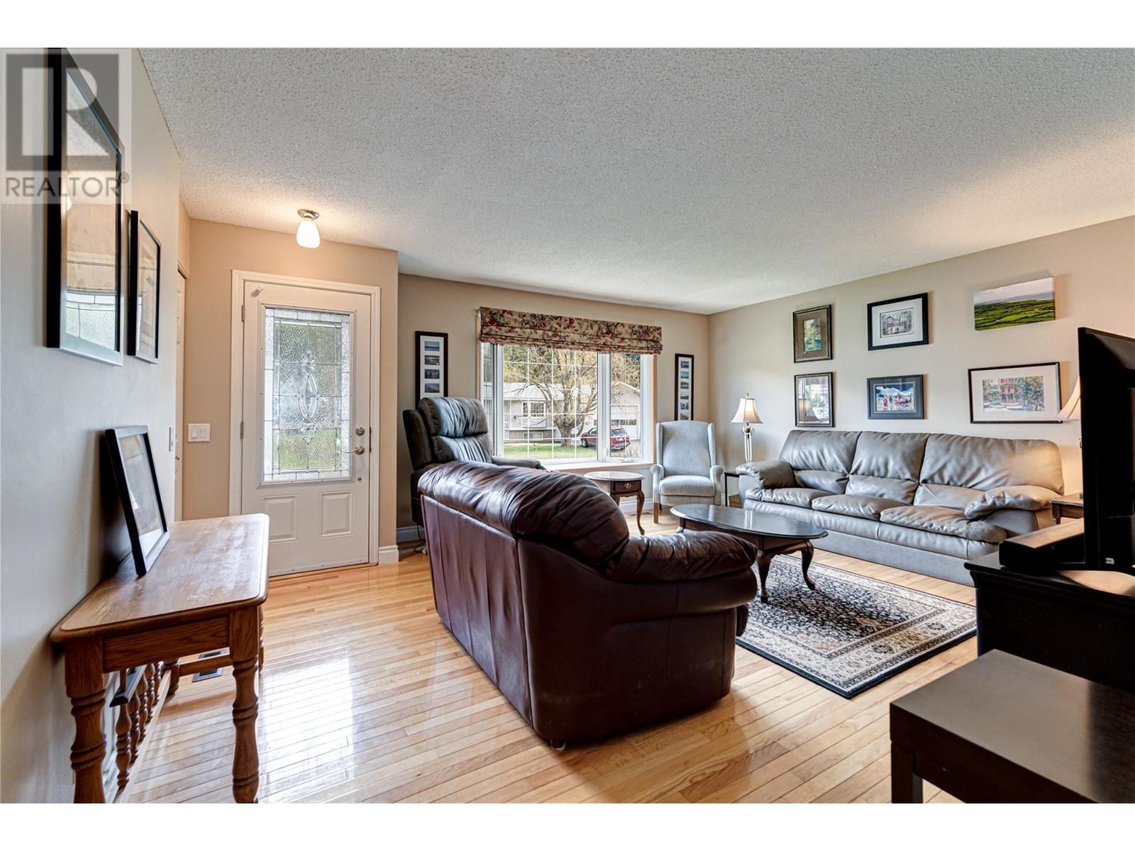 467 Engelmann Spruce Drive, Sparwood, British Columbia  V0B 2G1 - Photo 24 - 10345241