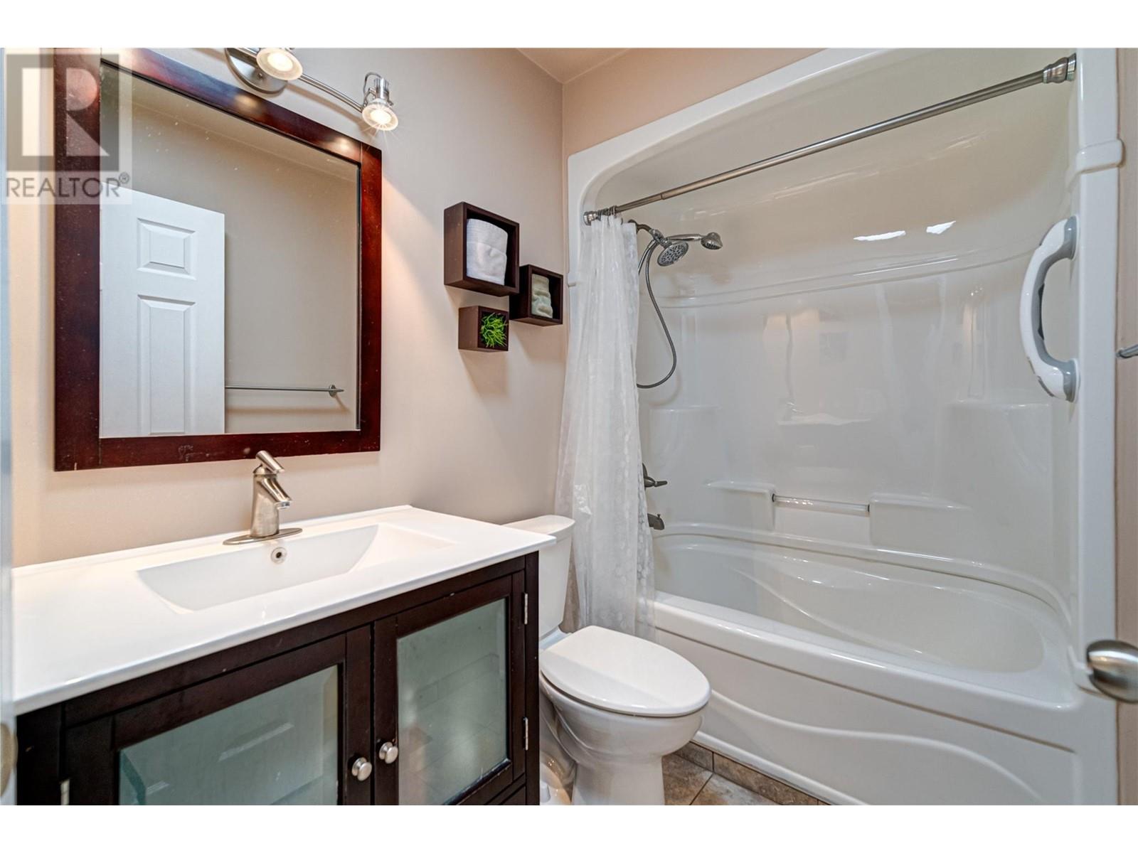 467 Engelmann Spruce Drive, Sparwood, British Columbia  V0B 2G1 - Photo 35 - 10345241